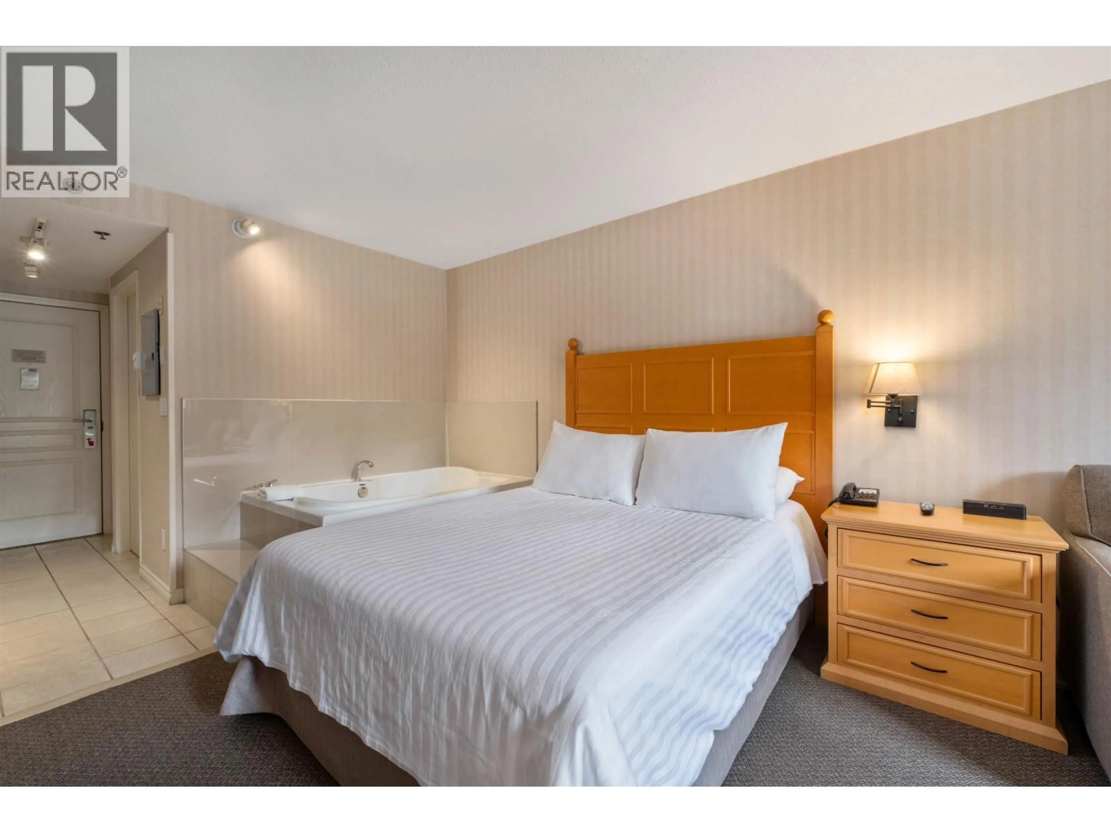 Unknown for 205 - 4319 MAIN STREET, Whistler British Columbia V8E1B1