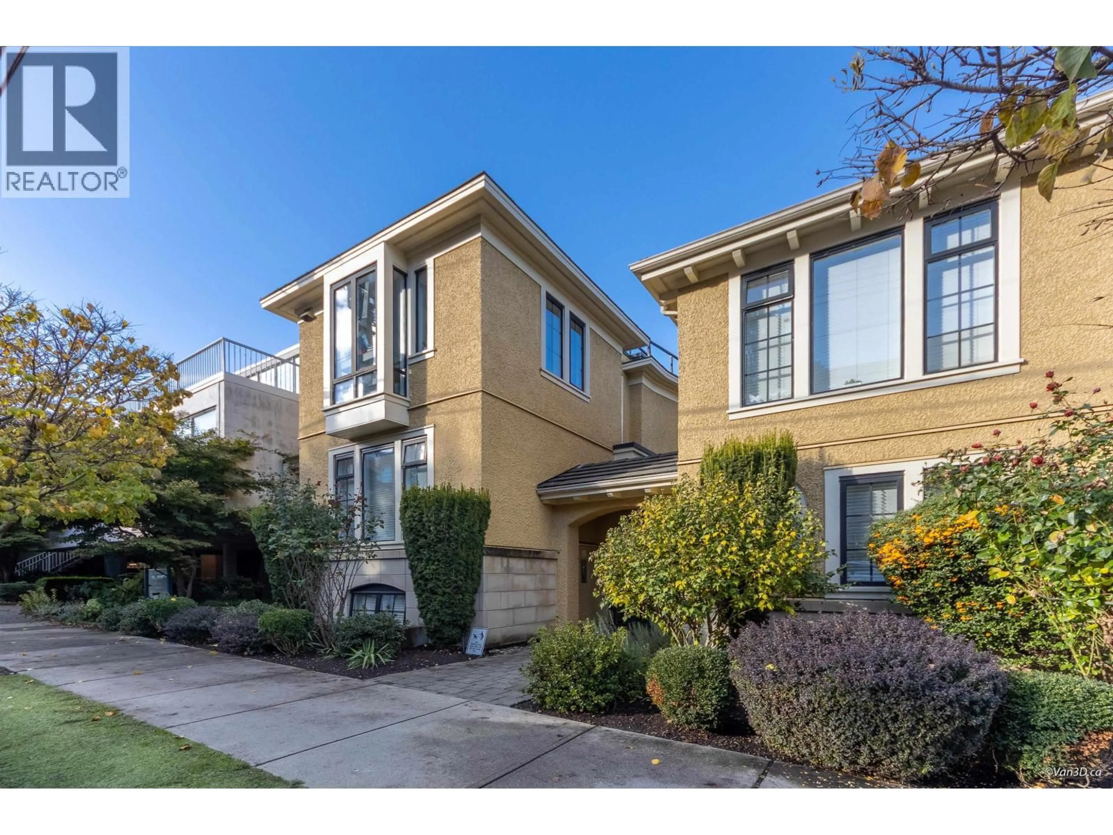 Unknown for 1017 8TH AVENUE, Vancouver British Columbia V6H1C3