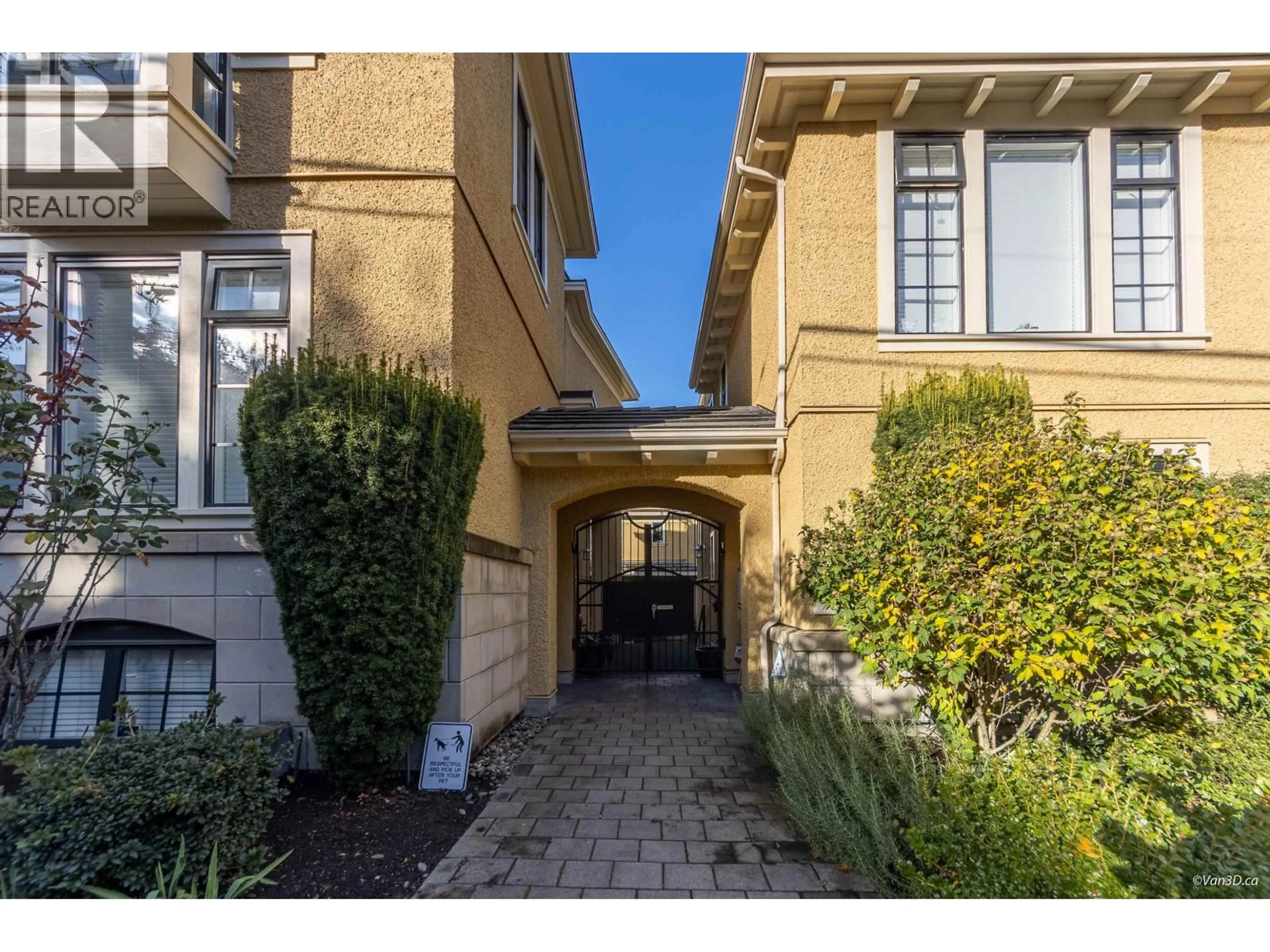 Unknown for 1017 8TH AVENUE, Vancouver British Columbia V6H1C3