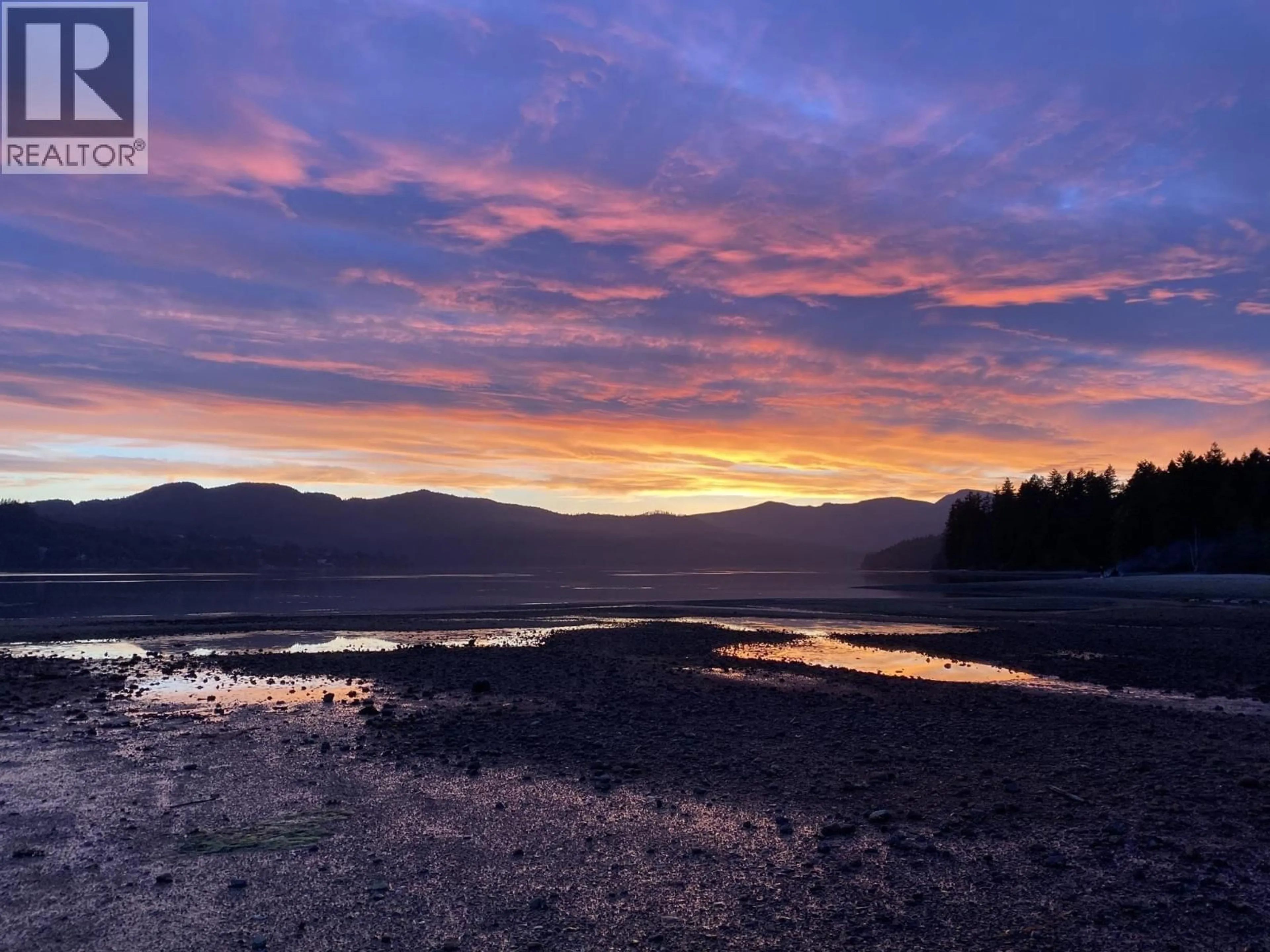 Unknown for 6283 SECHELT INLET ROAD, Sechelt British Columbia V7Z0L3