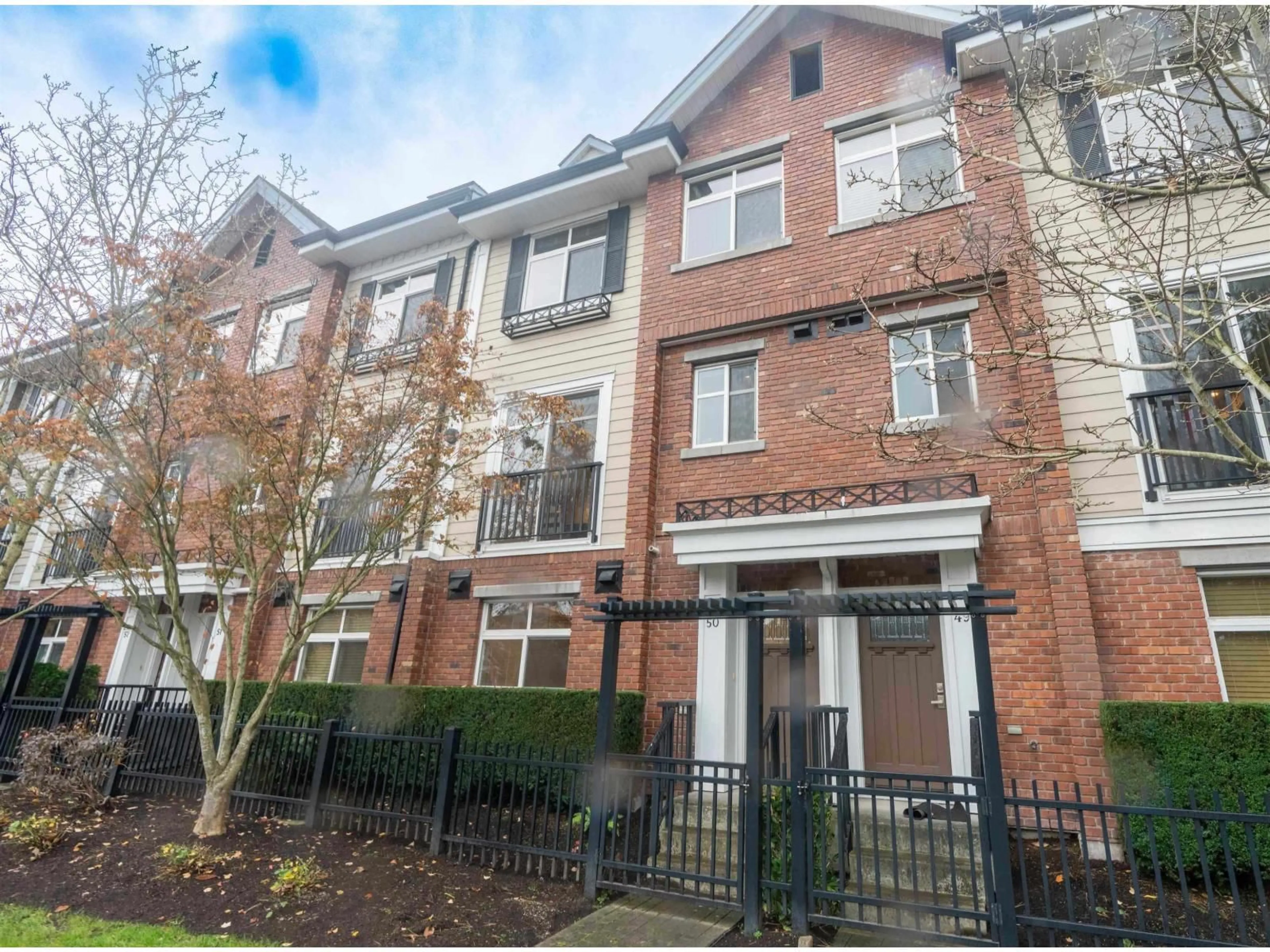 Unknown for 50 - 20738 84 AVENUE, Langley British Columbia V2Y0J6