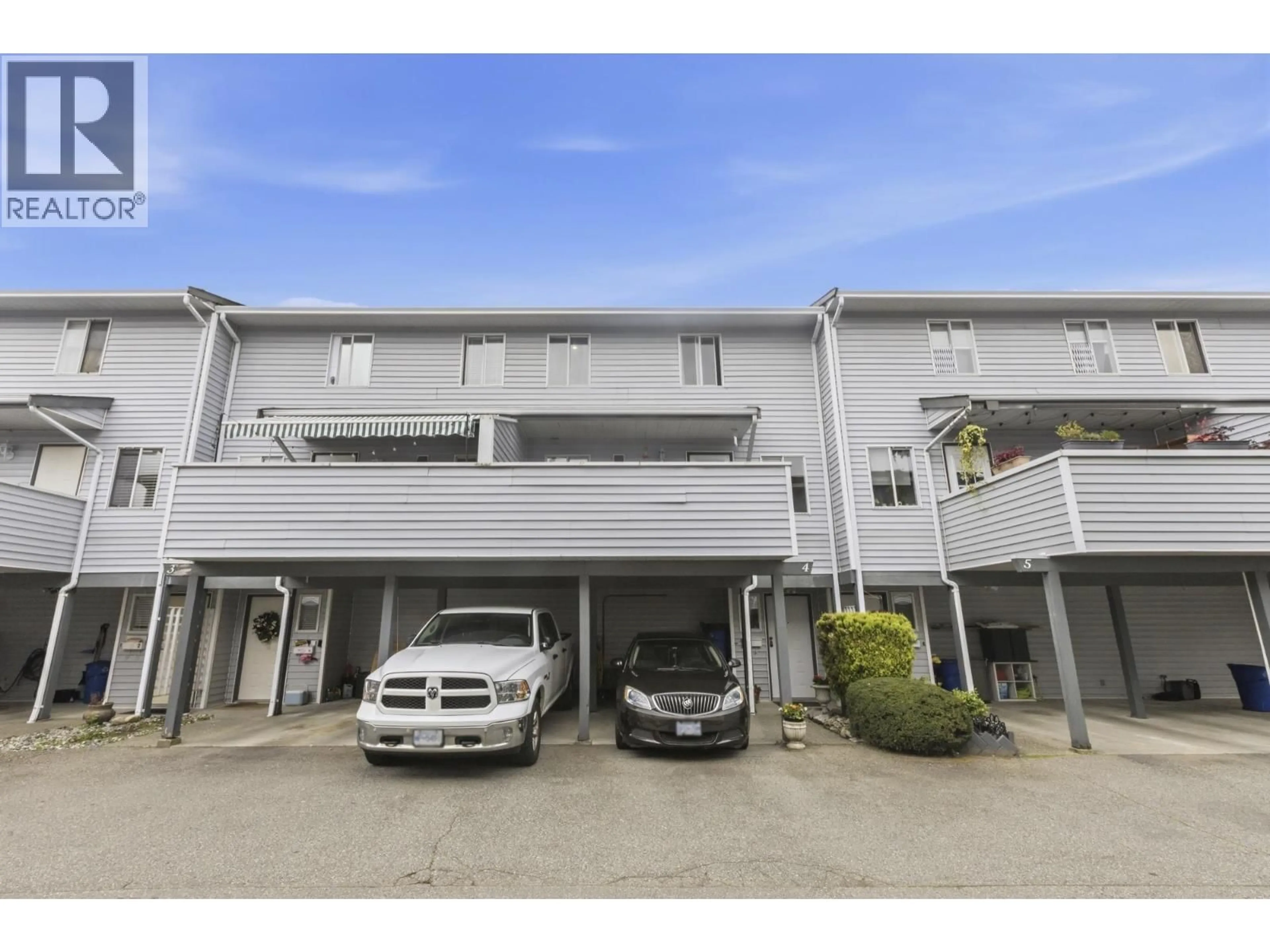 Unknown for 4 - 3384 COAST MERIDIAN ROAD, Port Coquitlam British Columbia V3B3N5