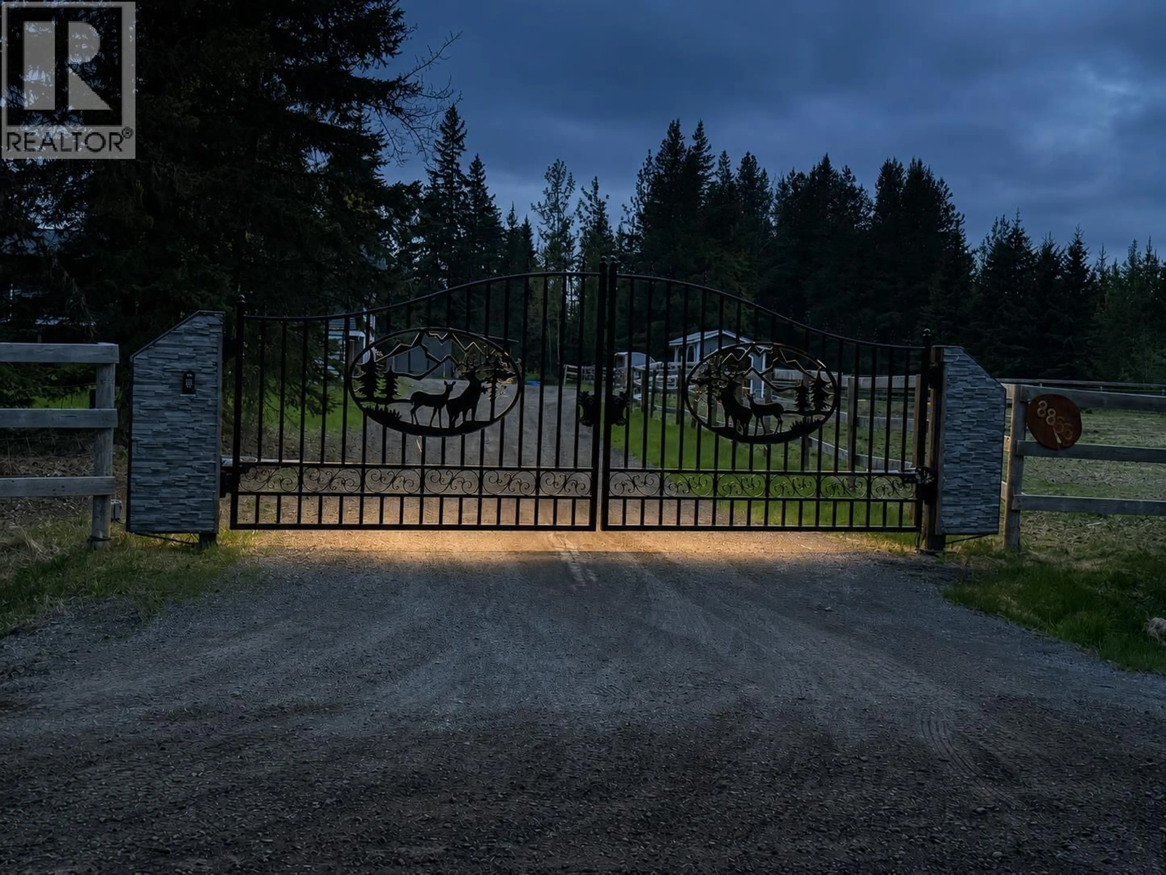 Unknown for 8855 SYKES ROAD, Prince George British Columbia V2N6N5