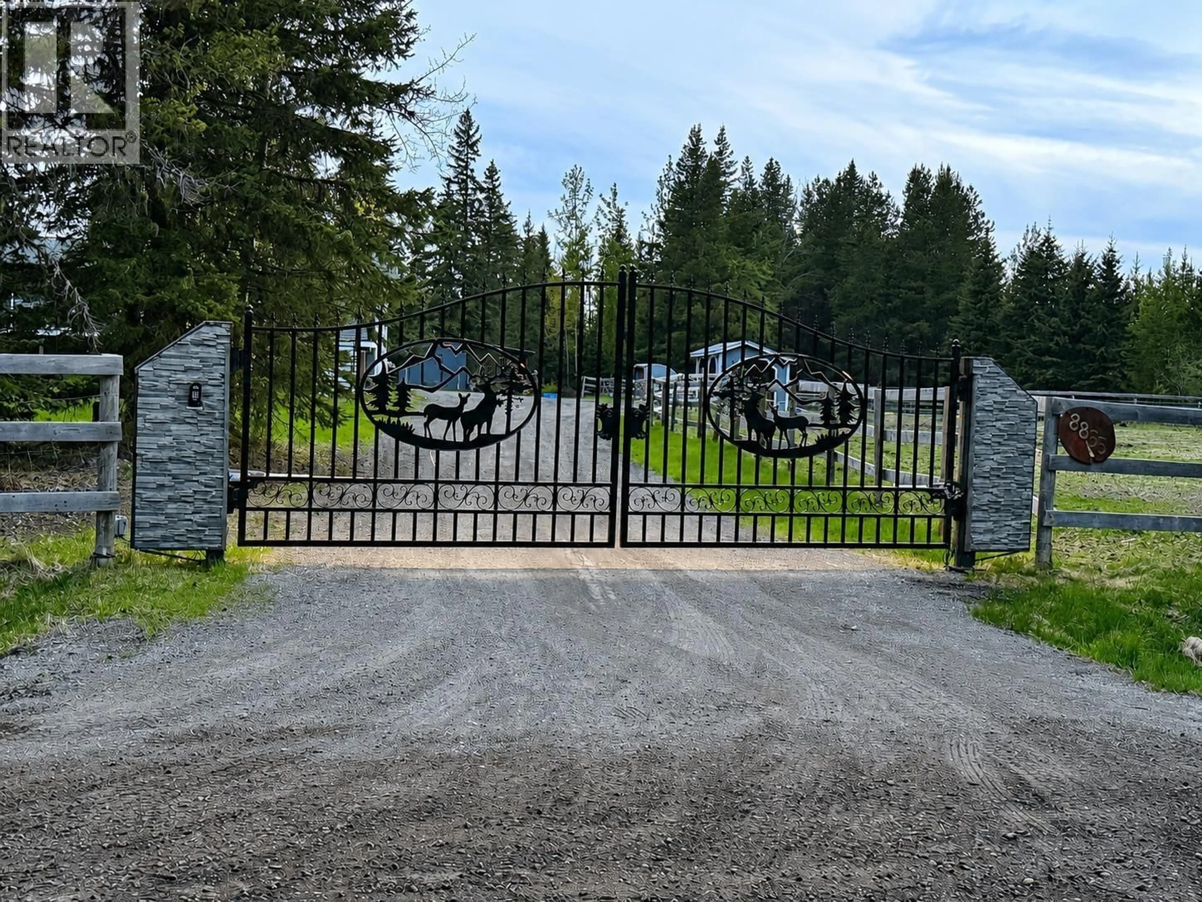 Unknown for 8855 SYKES ROAD, Prince George British Columbia V2N6N5