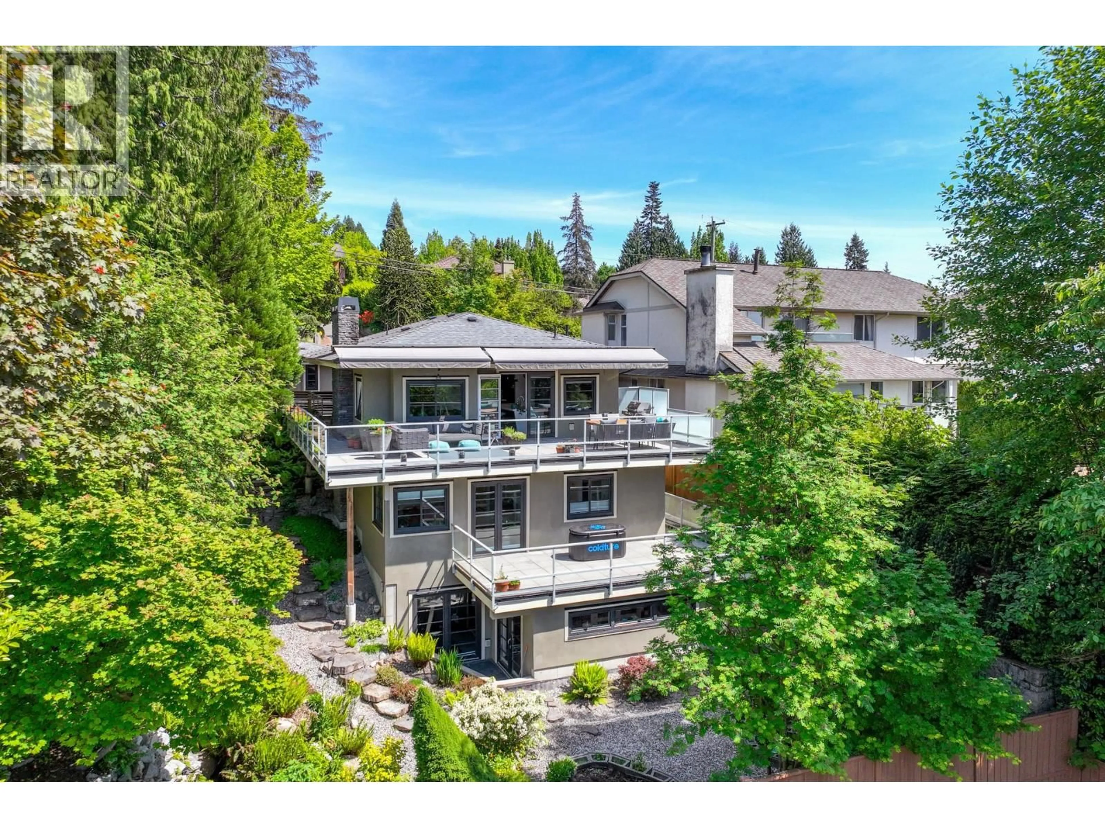 Unknown for 4041 PROSPECT ROAD, North Vancouver British Columbia V7N3L6