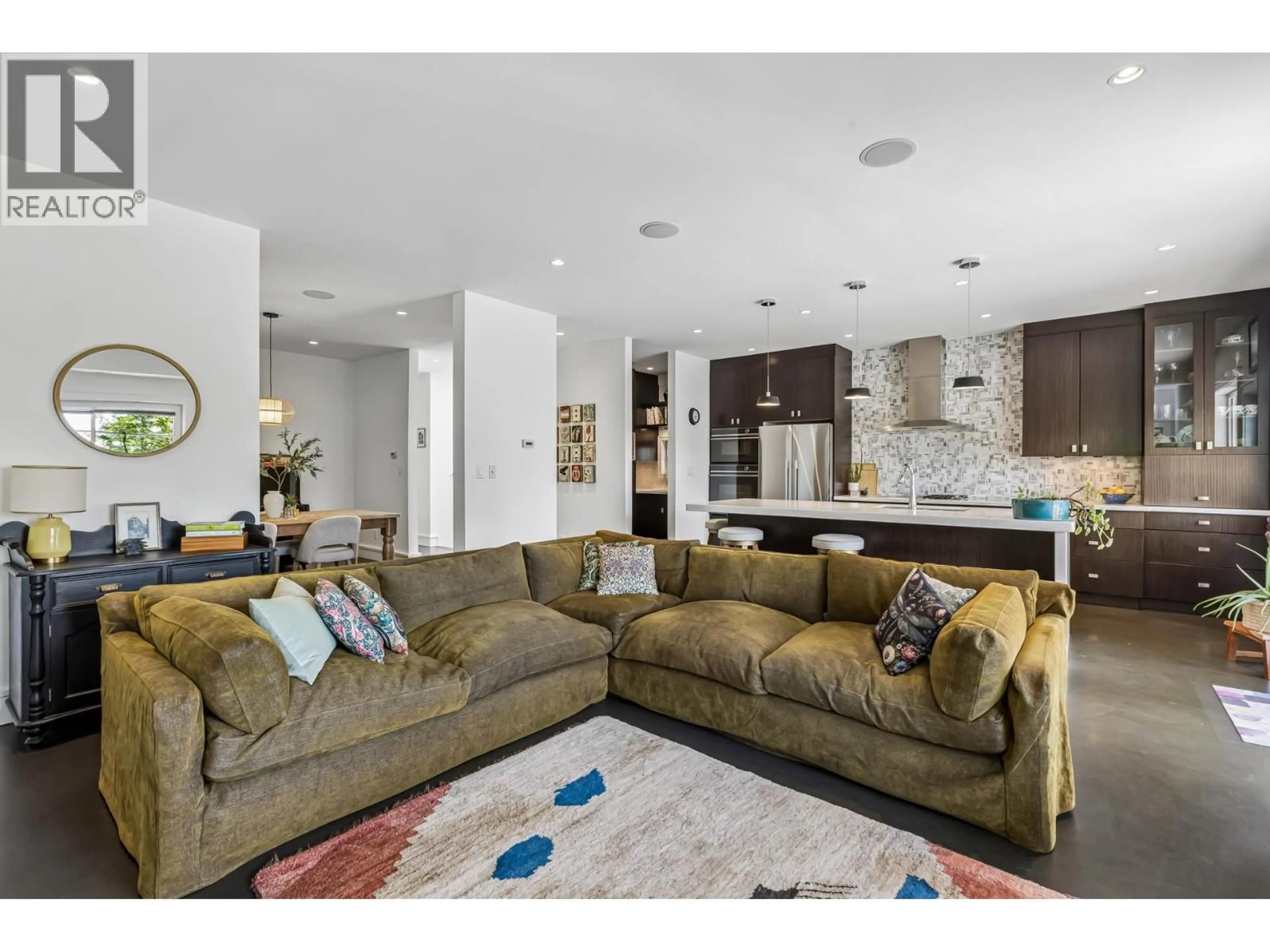 Unknown for 4041 PROSPECT ROAD, North Vancouver British Columbia V7N3L6