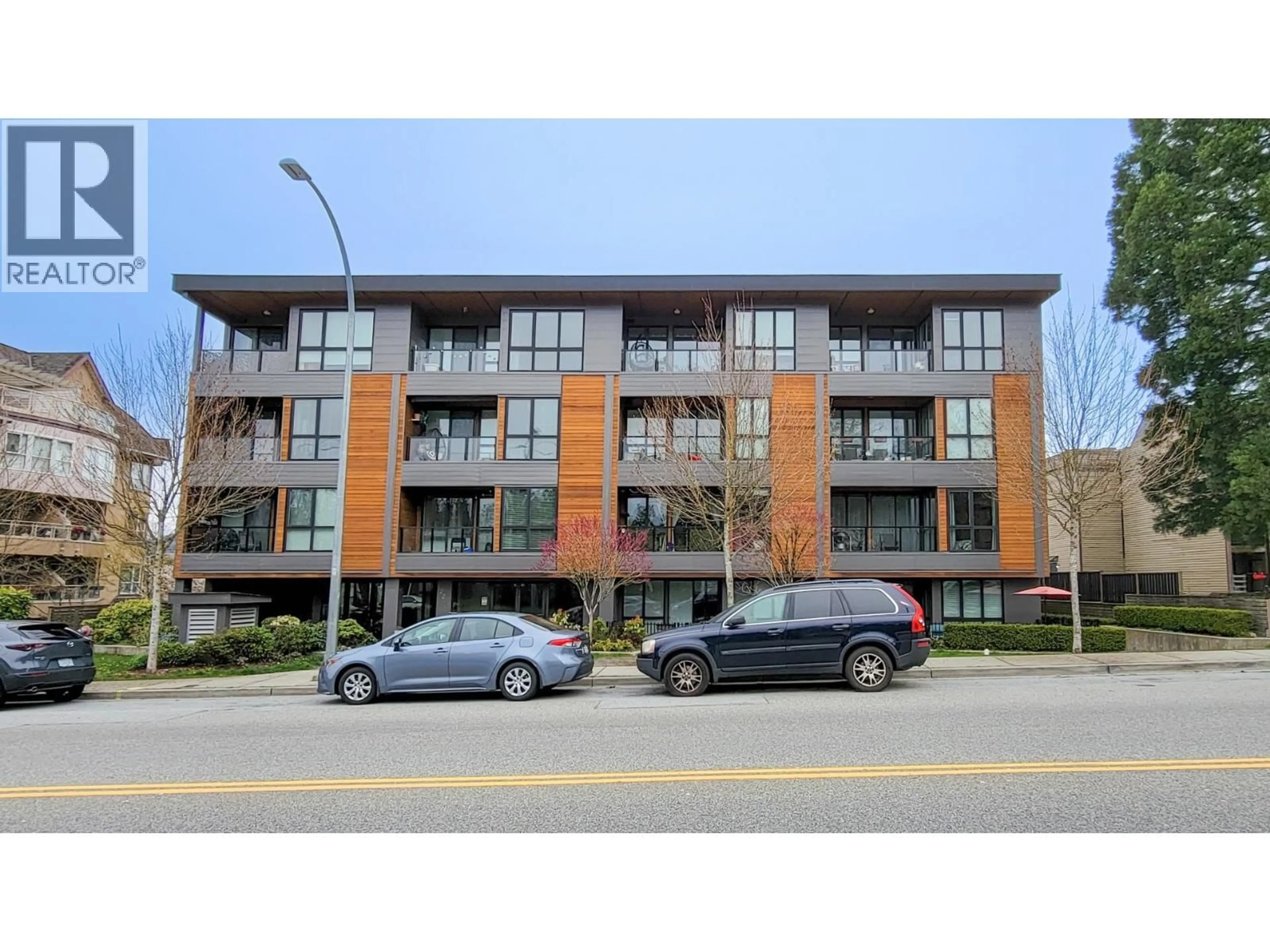 Unknown for 204 - 2267 PITT RIVER ROAD, Port Coquitlam British Columbia V3C1R7