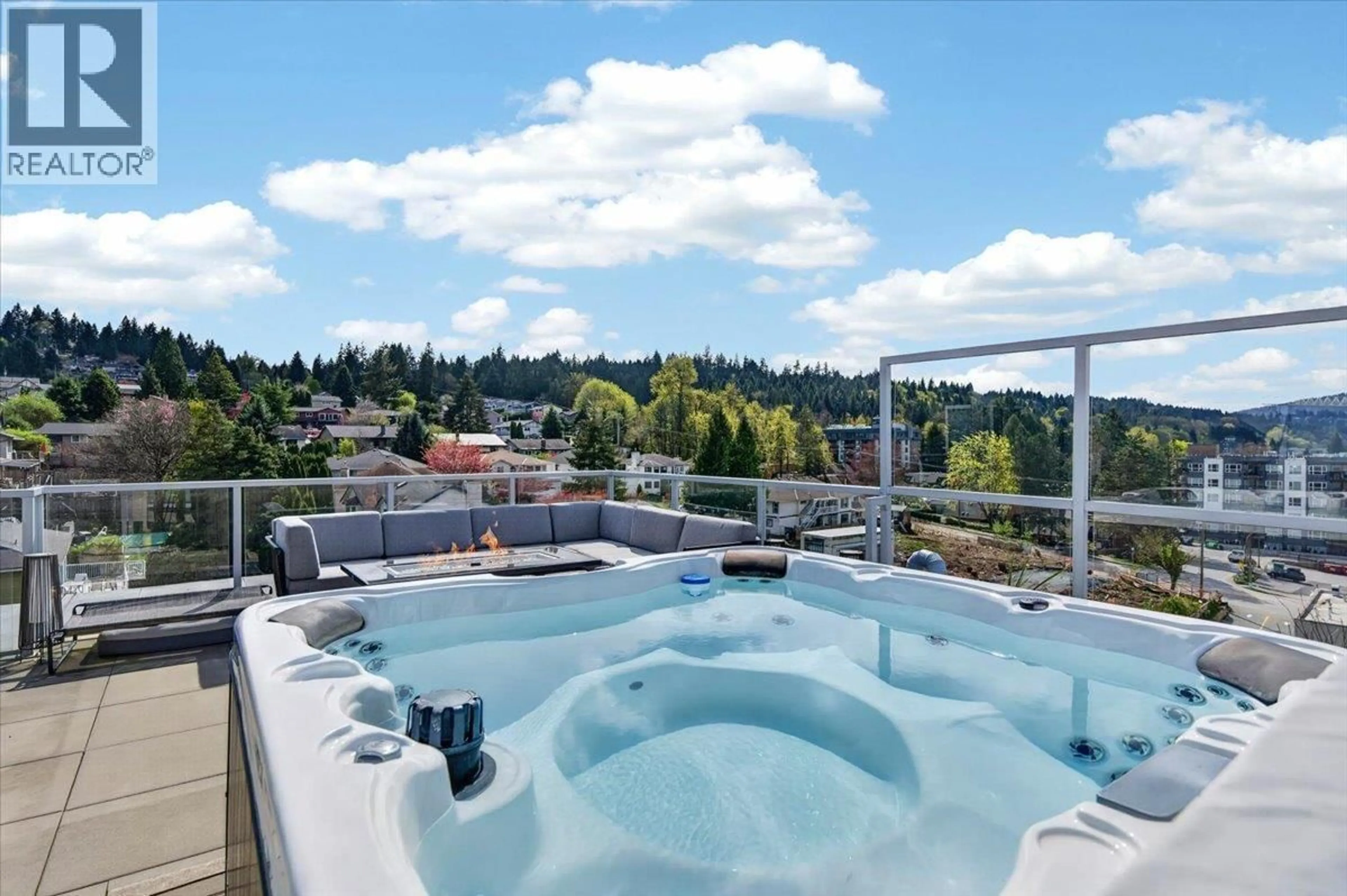 Pool for 605 - 3229 ST JOHNS STREET, Port Moody British Columbia V3H0M4