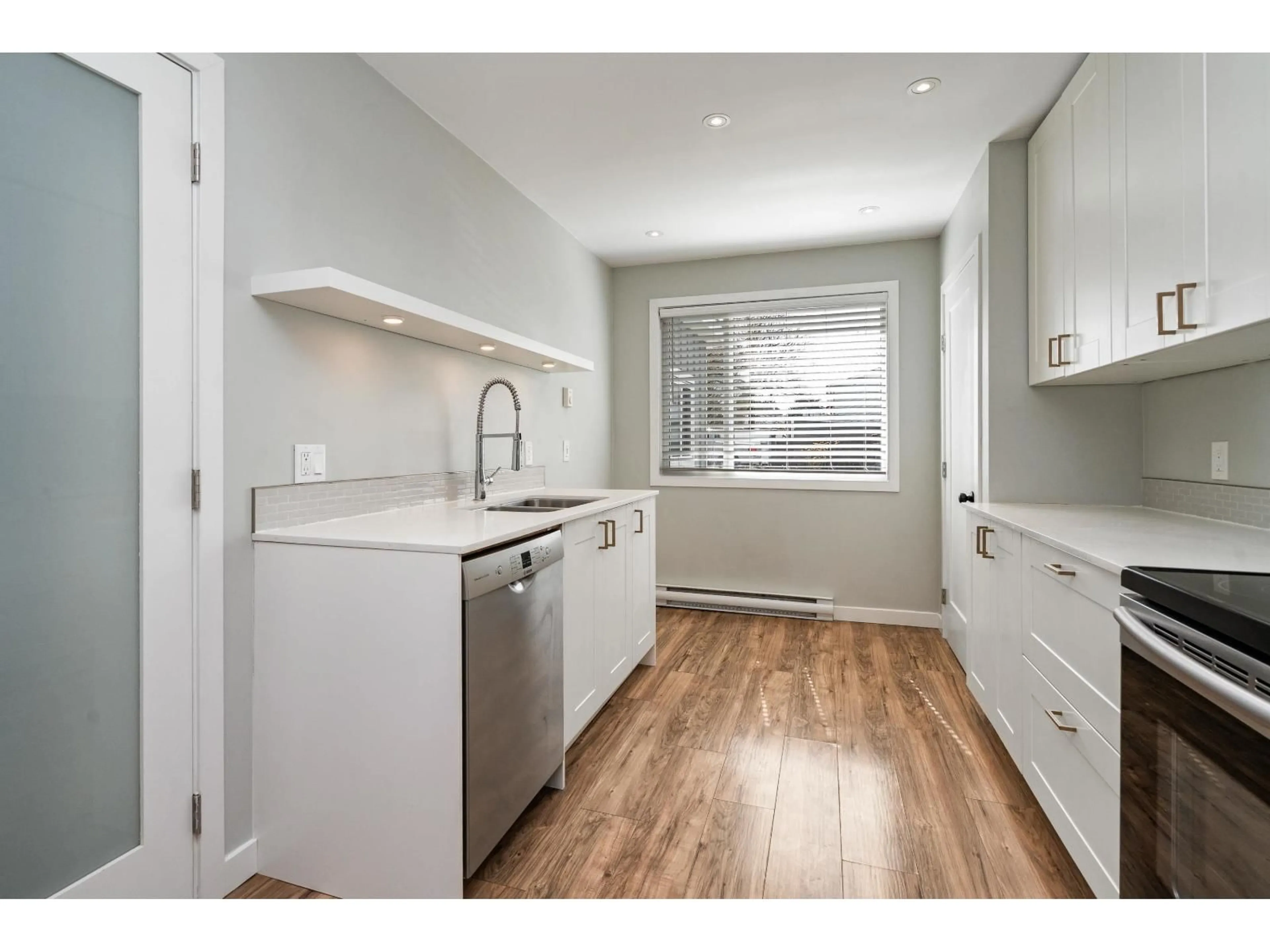 Unknown for 182 SPRINGFIELD DRIVE, Langley British Columbia V4W3K9
