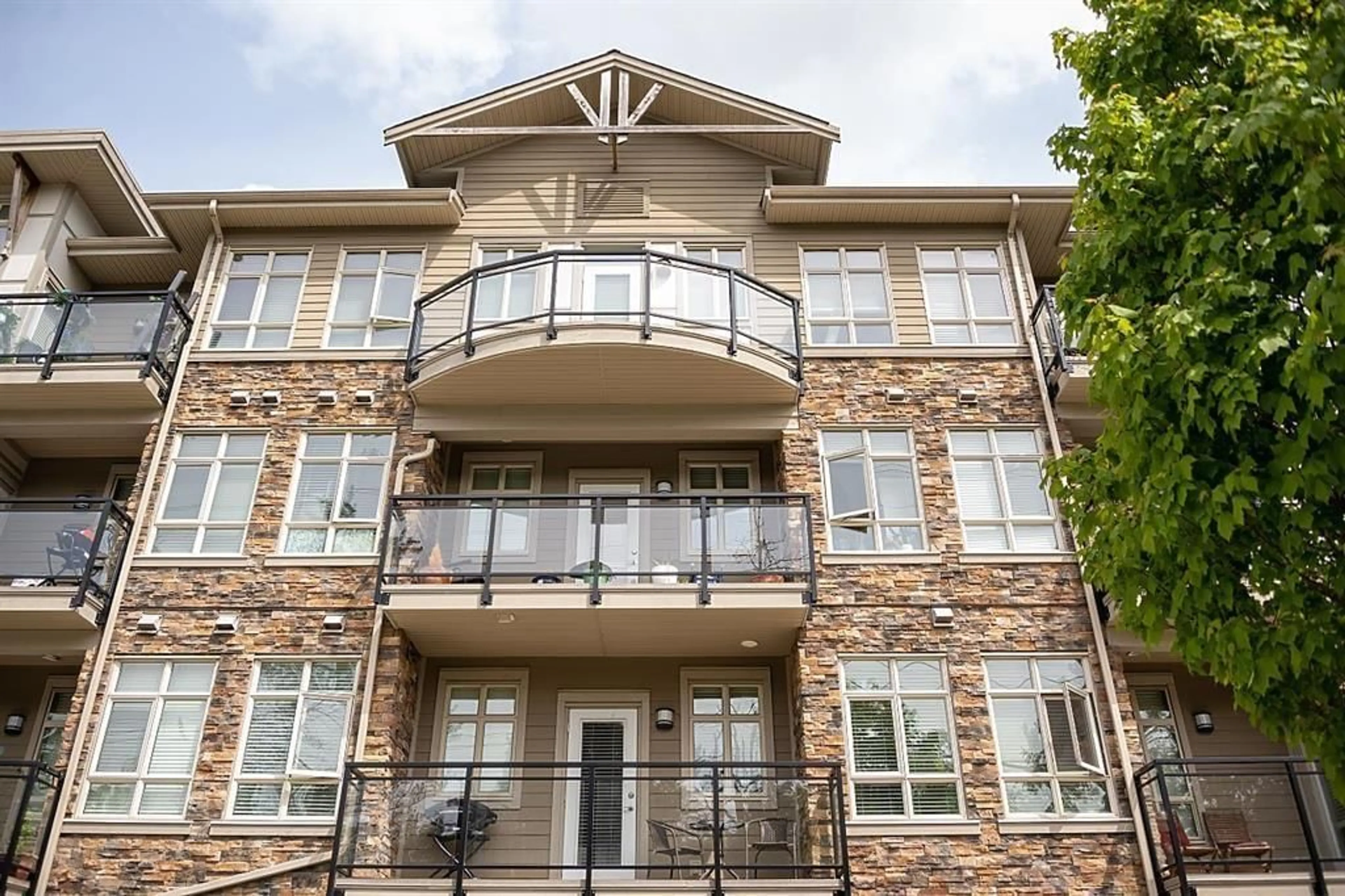 Unknown for 116 - 20861 83 AVENUE, Langley British Columbia V2Y0M8