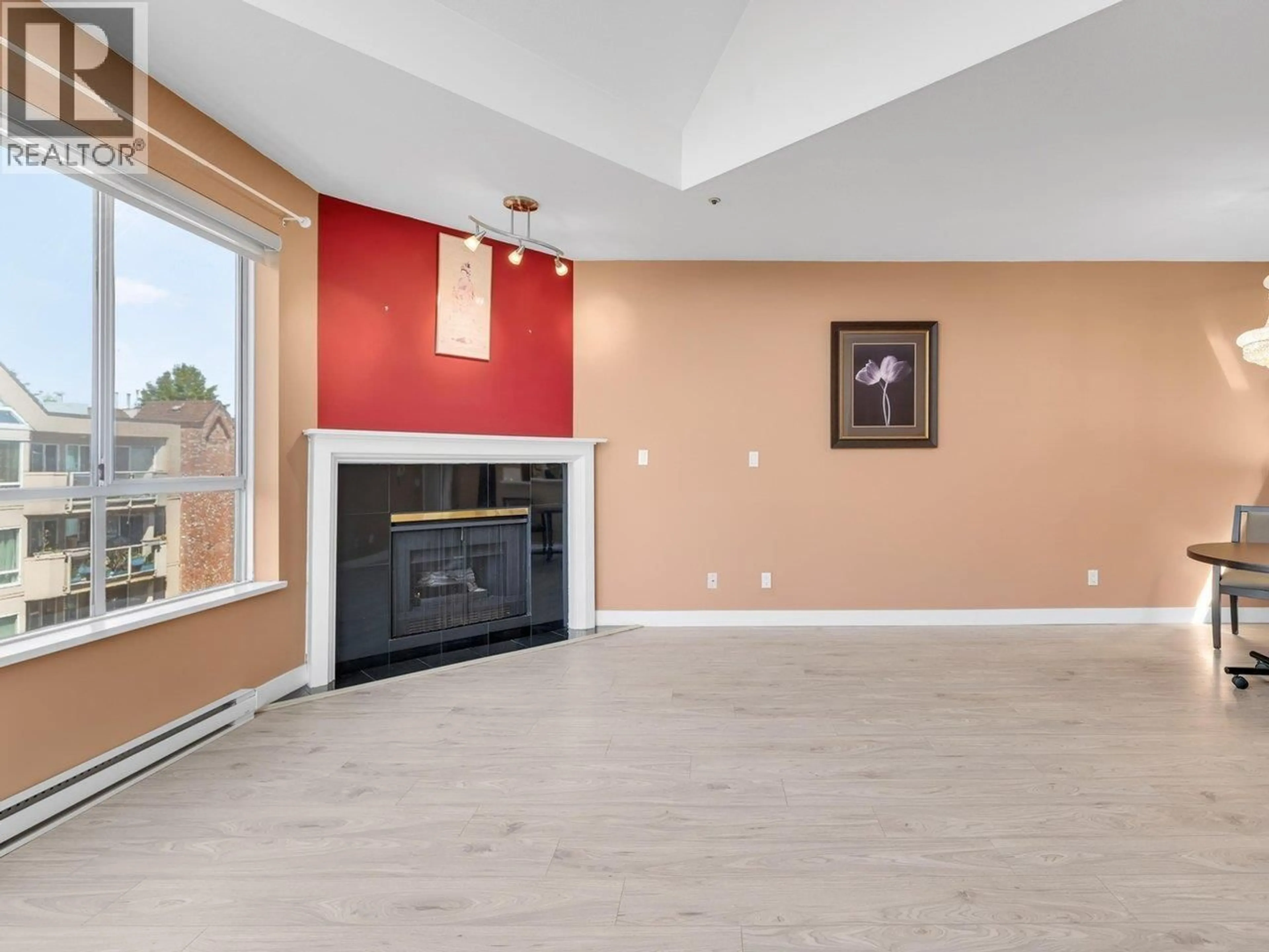 Living room with furniture, unknown for 315 - 8651 ACKROYD ROAD, Richmond British Columbia V6X1B6