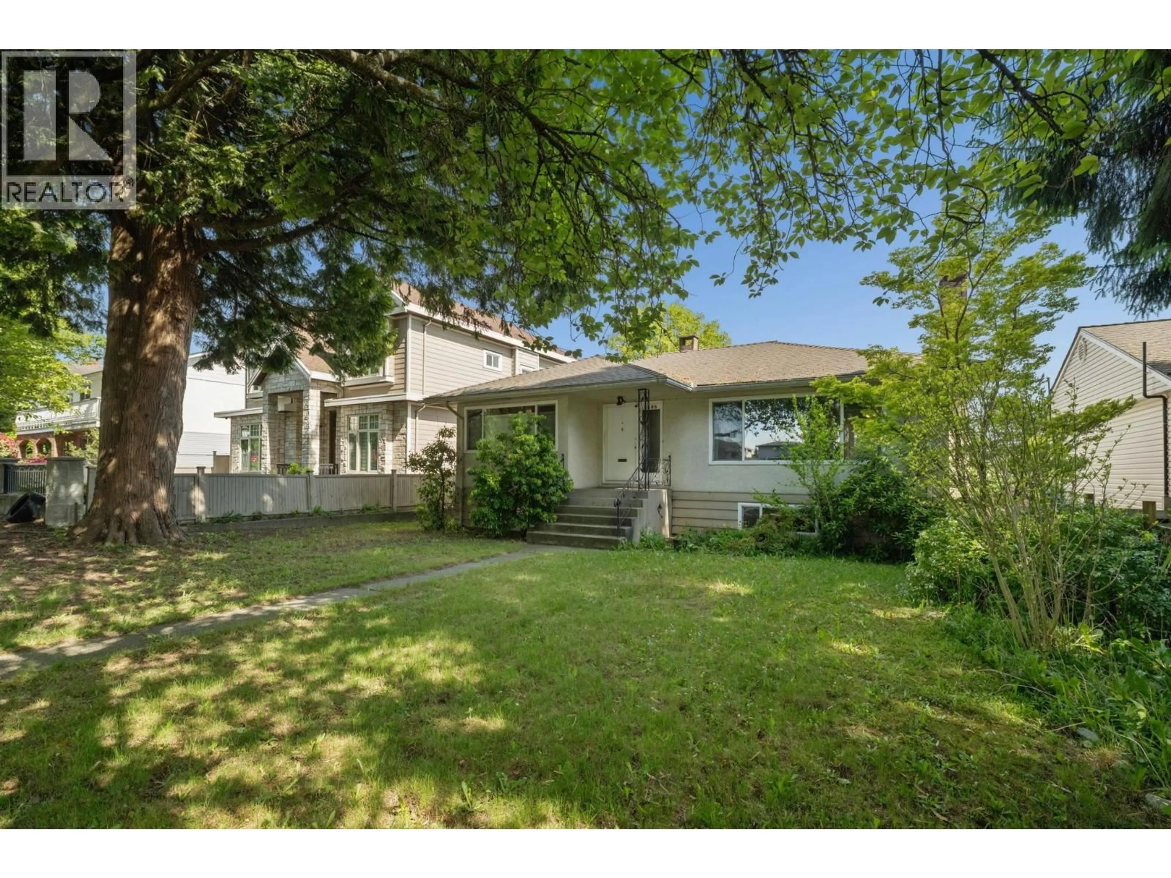 A pic from outside/outdoor area/front of a property/back of a property/a pic from drone, street for 8406 12TH AVENUE, Burnaby British Columbia V3N2L6