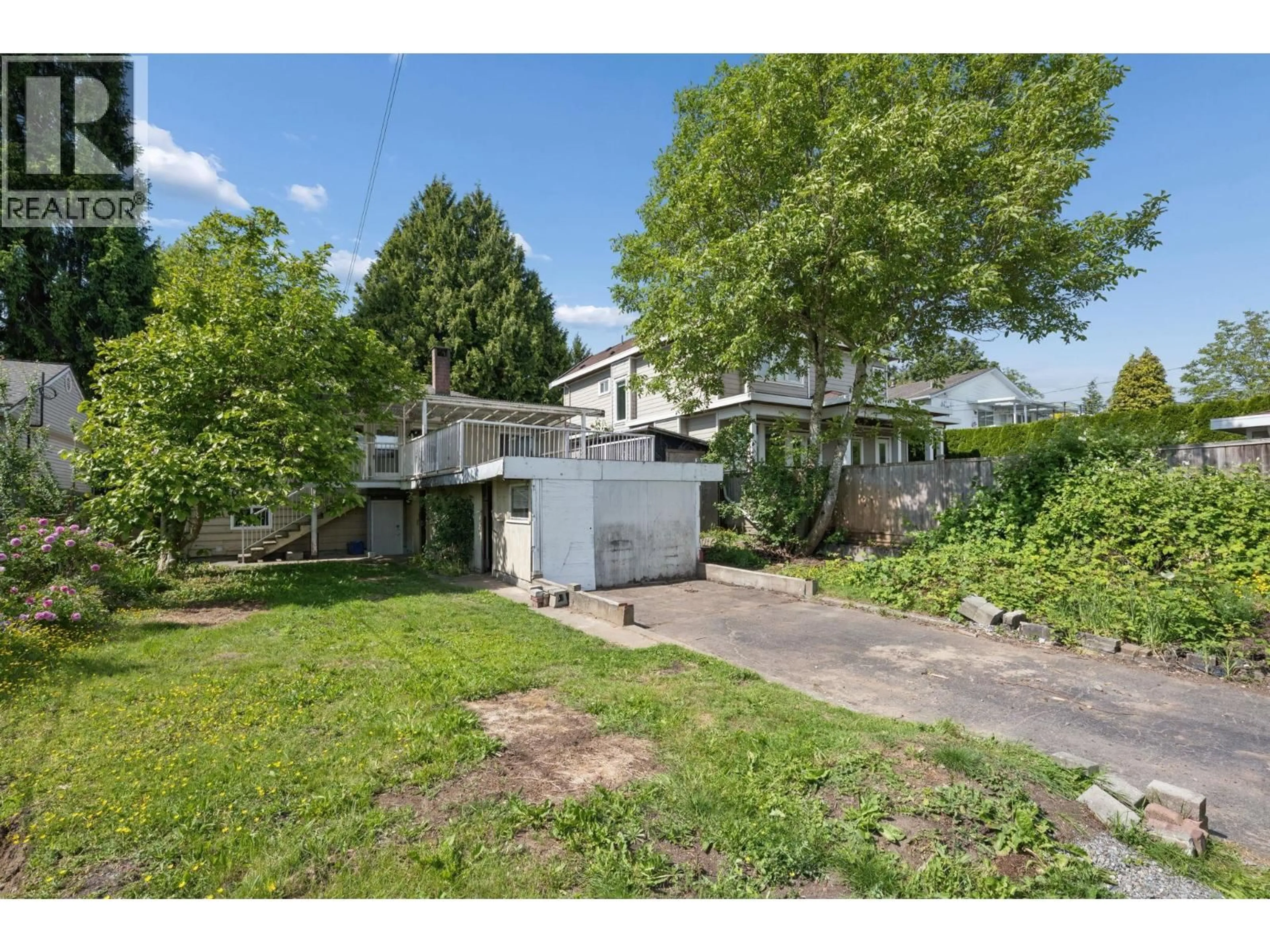 A pic from outside/outdoor area/front of a property/back of a property/a pic from drone, street for 8406 12TH AVENUE, Burnaby British Columbia V3N2L6