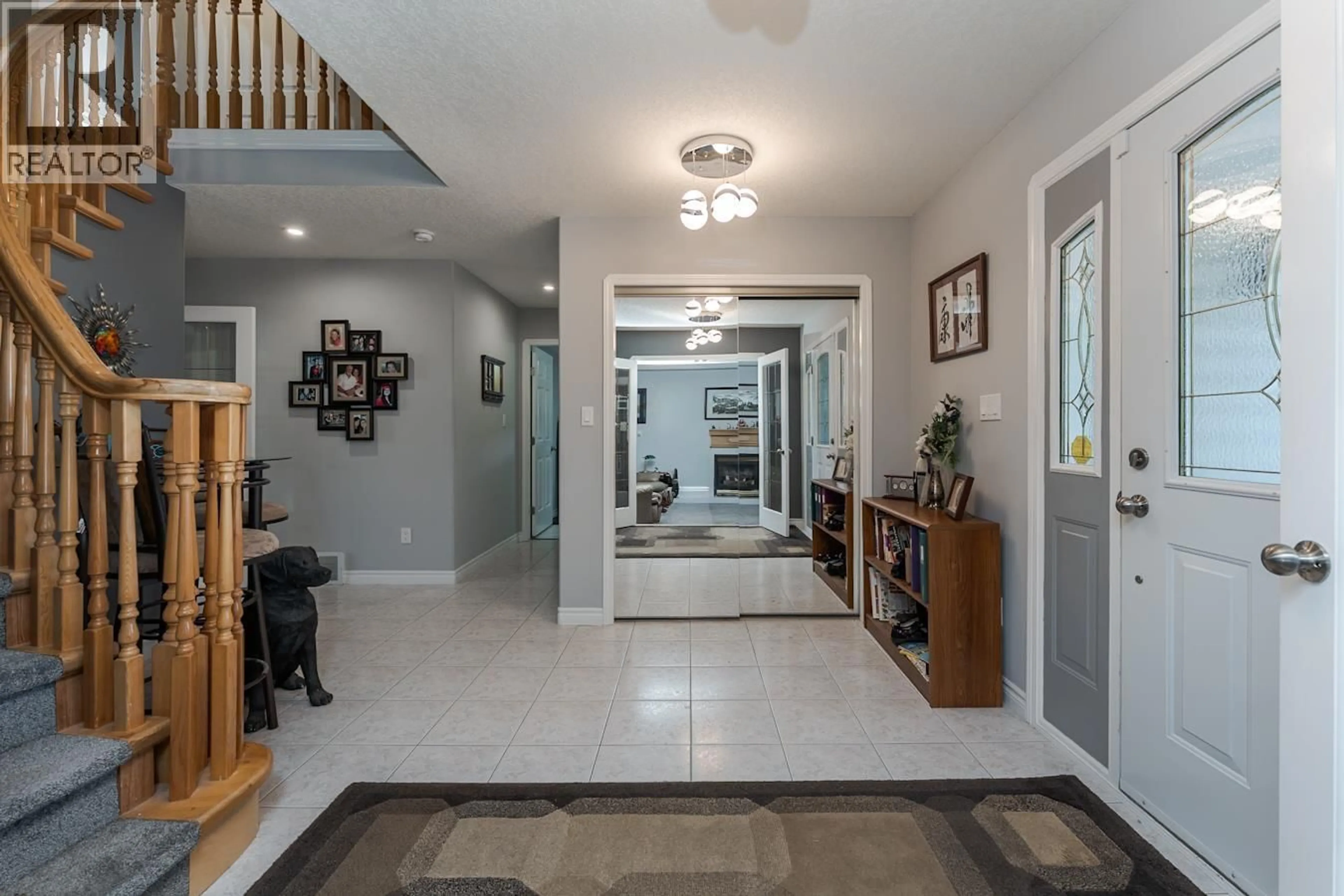 Indoor foyer for 3022 CHRISTOPHER CRESCENT, Prince George British Columbia V2N4R9