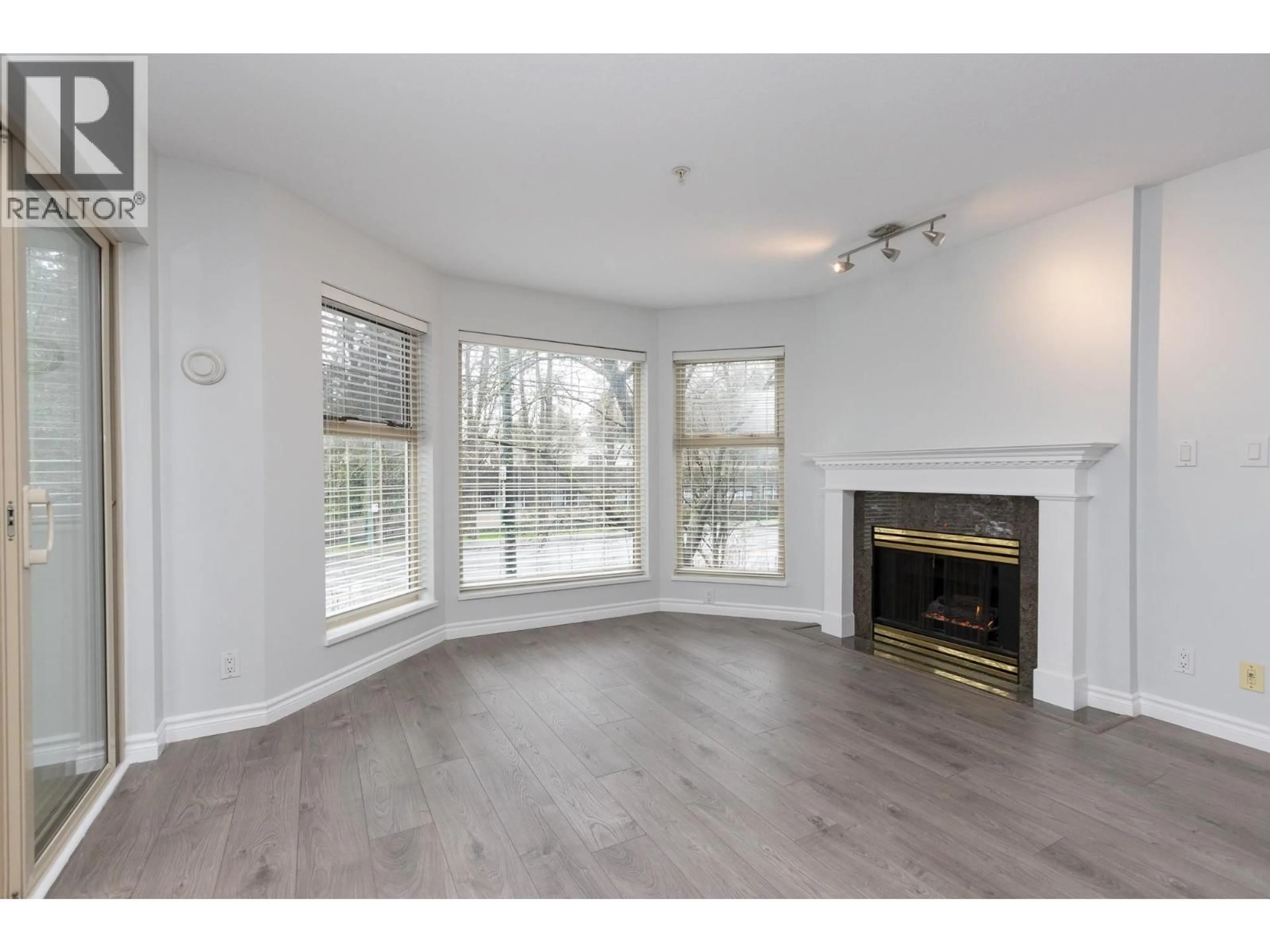 A pic of a room for 208 - 5650 OAK STREET, Vancouver British Columbia V6M2V6