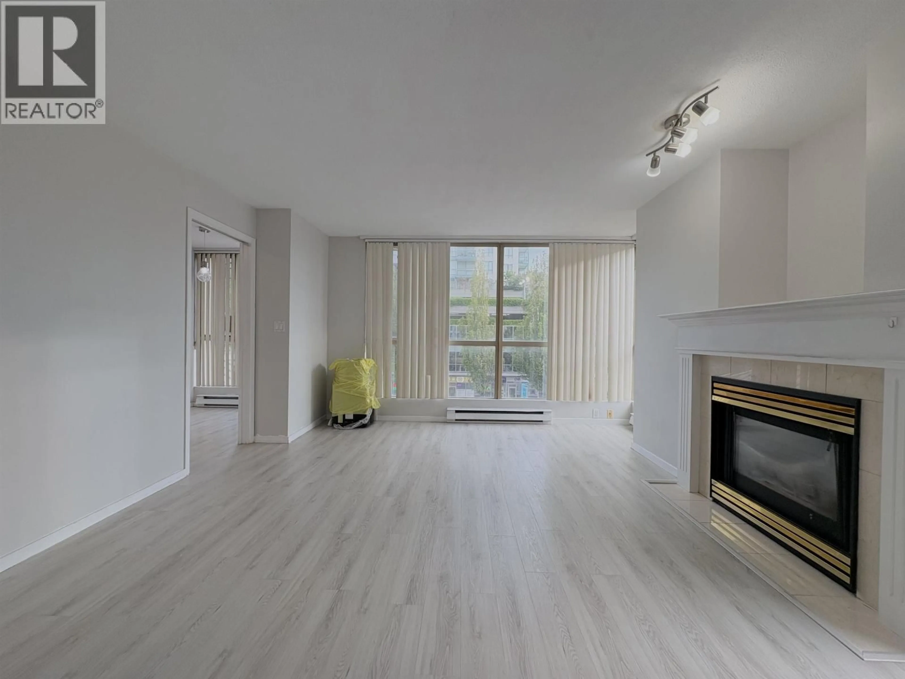 Living room with furniture, unknown for 104 - 7995 WESTMINSTER HIGHWAY, Richmond British Columbia V6X3Y5