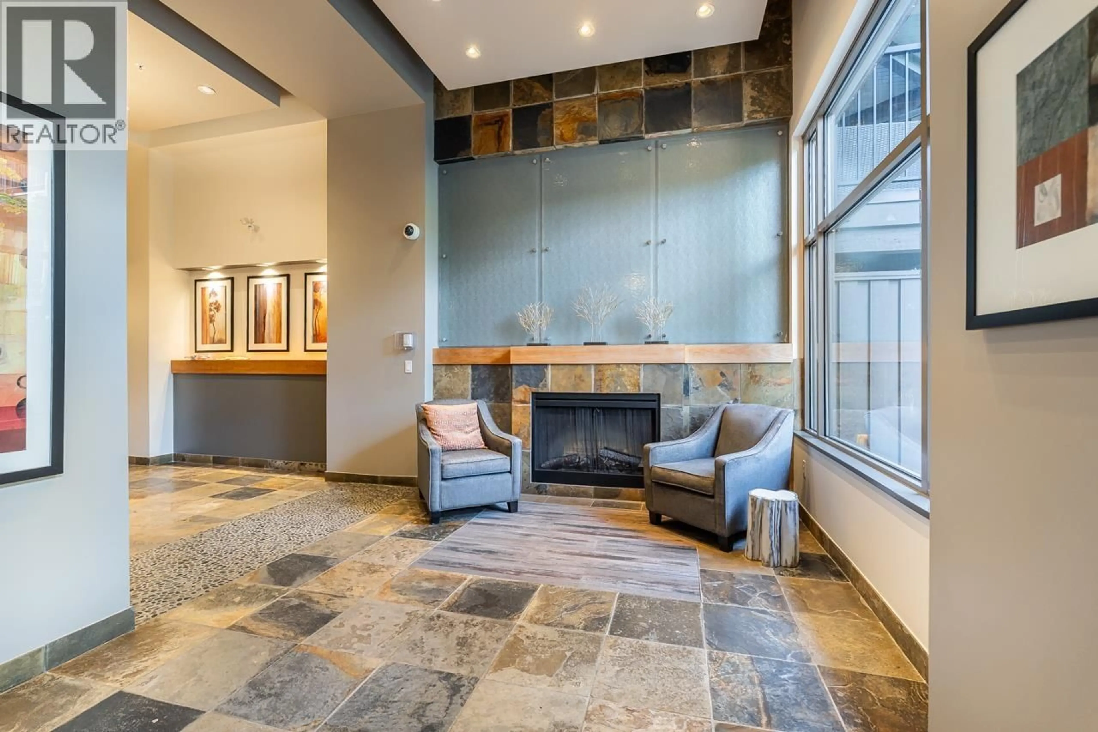 Lobby for 203 - 400 KLAHANIE DRIVE, Port Moody British Columbia V3H5K9