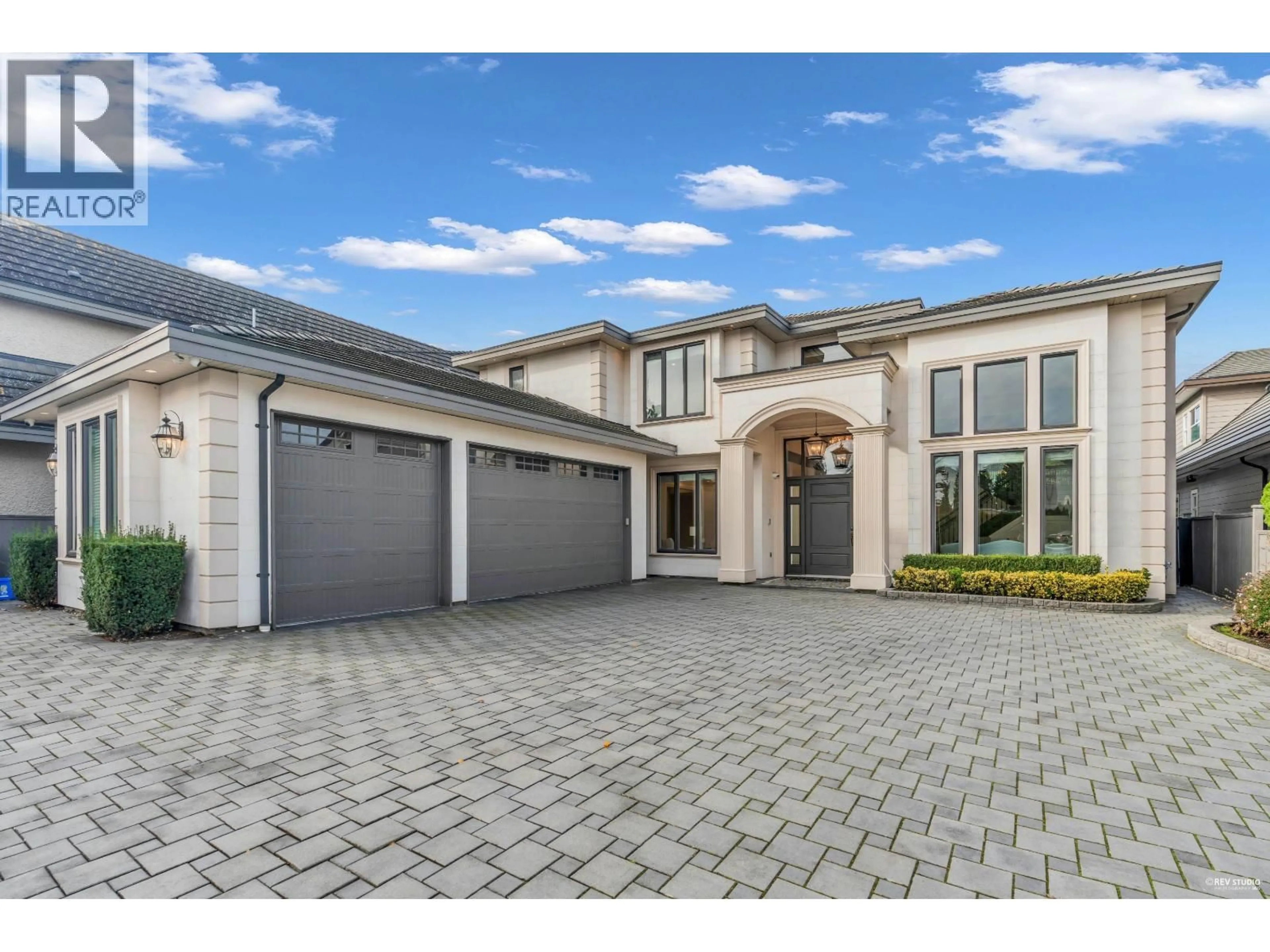 Home with brick exterior material, street for 6851 MAYFLOWER DRIVE, Richmond British Columbia V7C2K1
