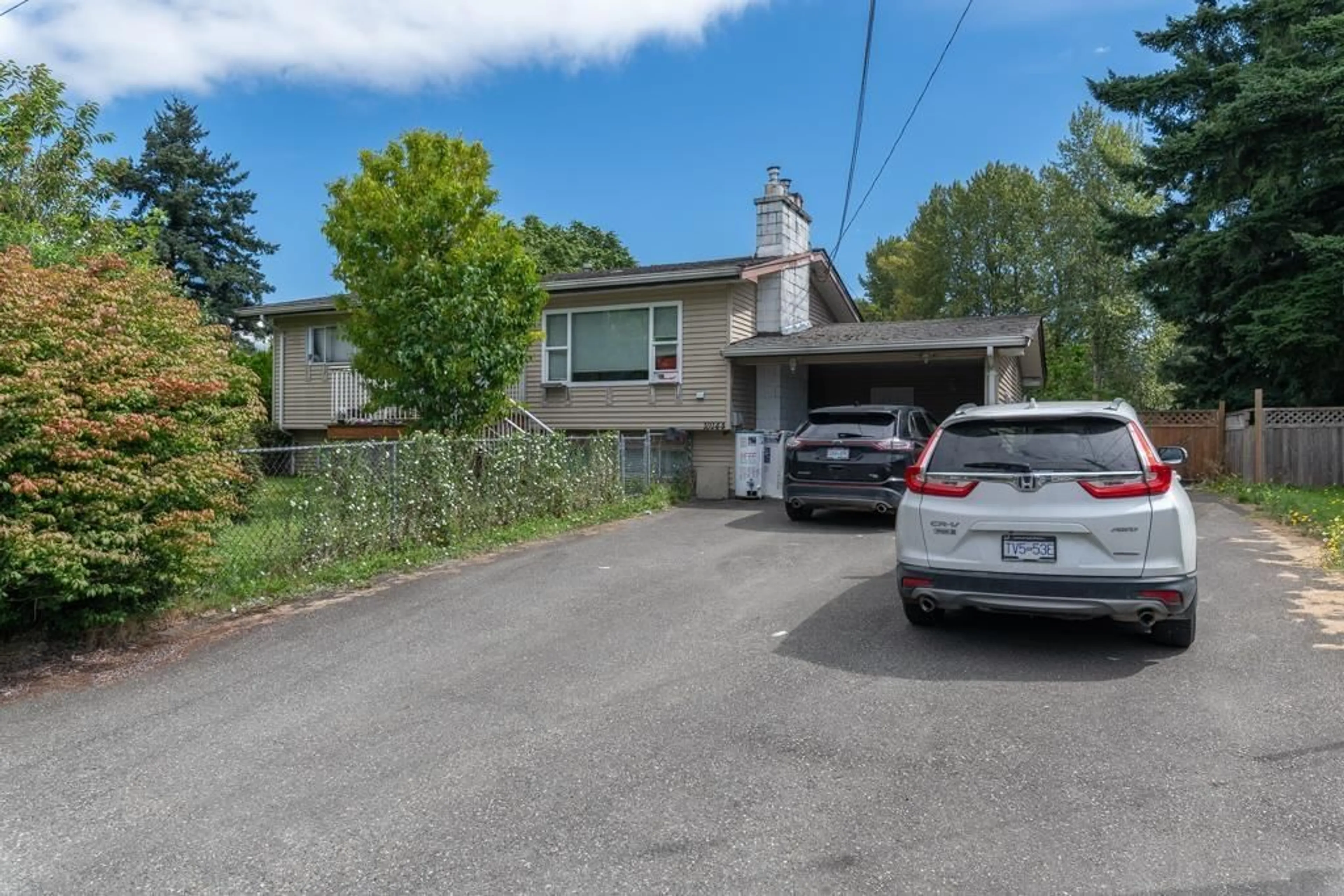 A pic from outside/outdoor area/front of a property/back of a property/a pic from drone, street for 10144 WEDGEWOOD DRIVE, Chilliwack British Columbia V2P6B9