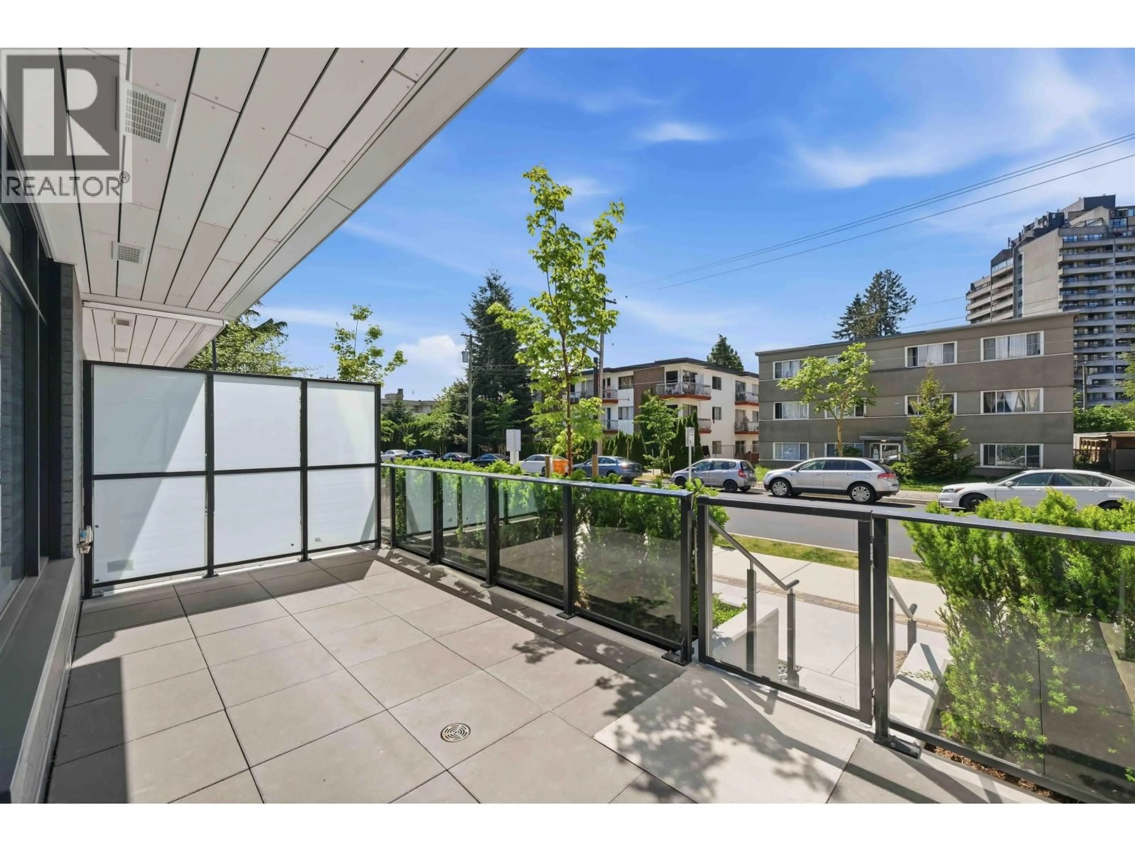 Patio, water/lake/river/ocean view for 4237 MAYWOOD STREET, Burnaby British Columbia V5H0L3