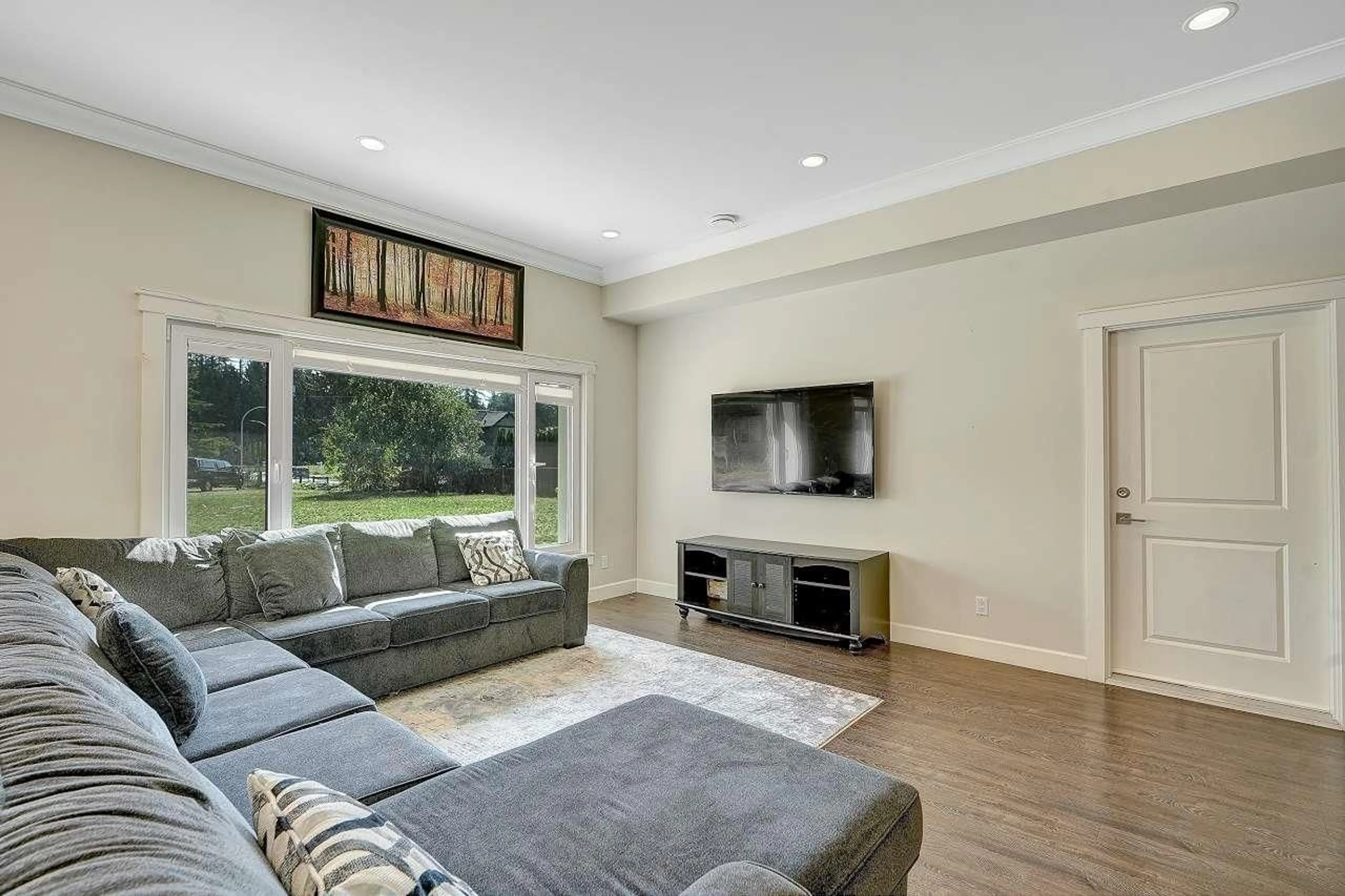 Living room with furniture, unknown for 20210 28 AVENUE, Langley British Columbia V2Z2B9
