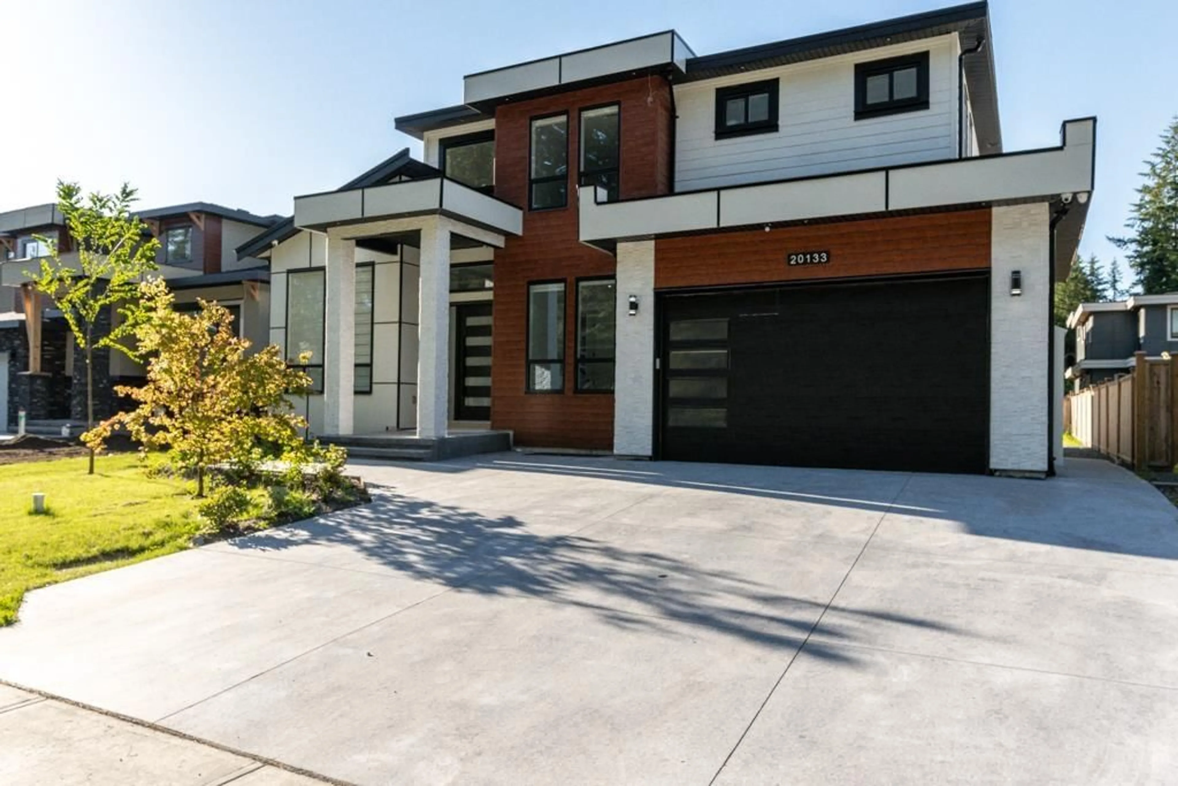 Home with brick exterior material, street for 20133 27 AVENUE, Langley British Columbia V2Z0B6