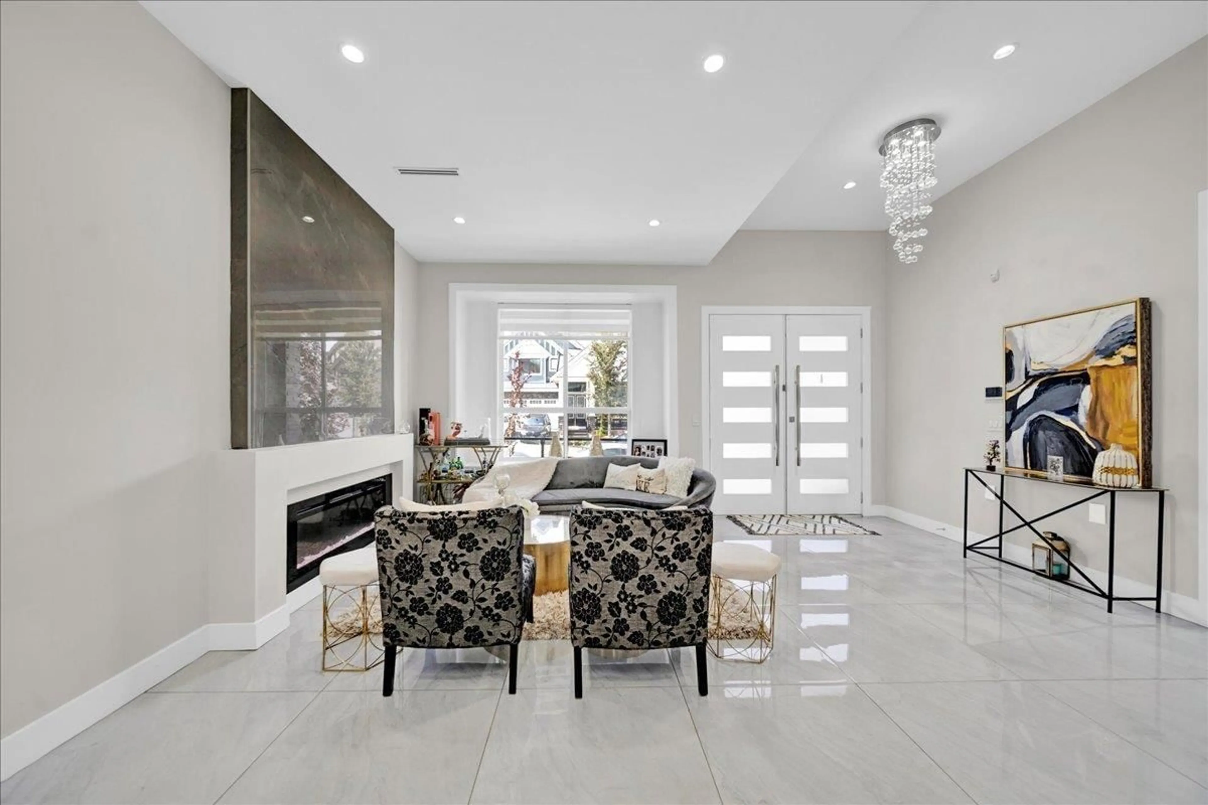 Unknown for 5932 139A STREET, Surrey British Columbia V3X0G6