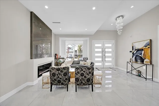 5932 139A STREET, Surrey 3
