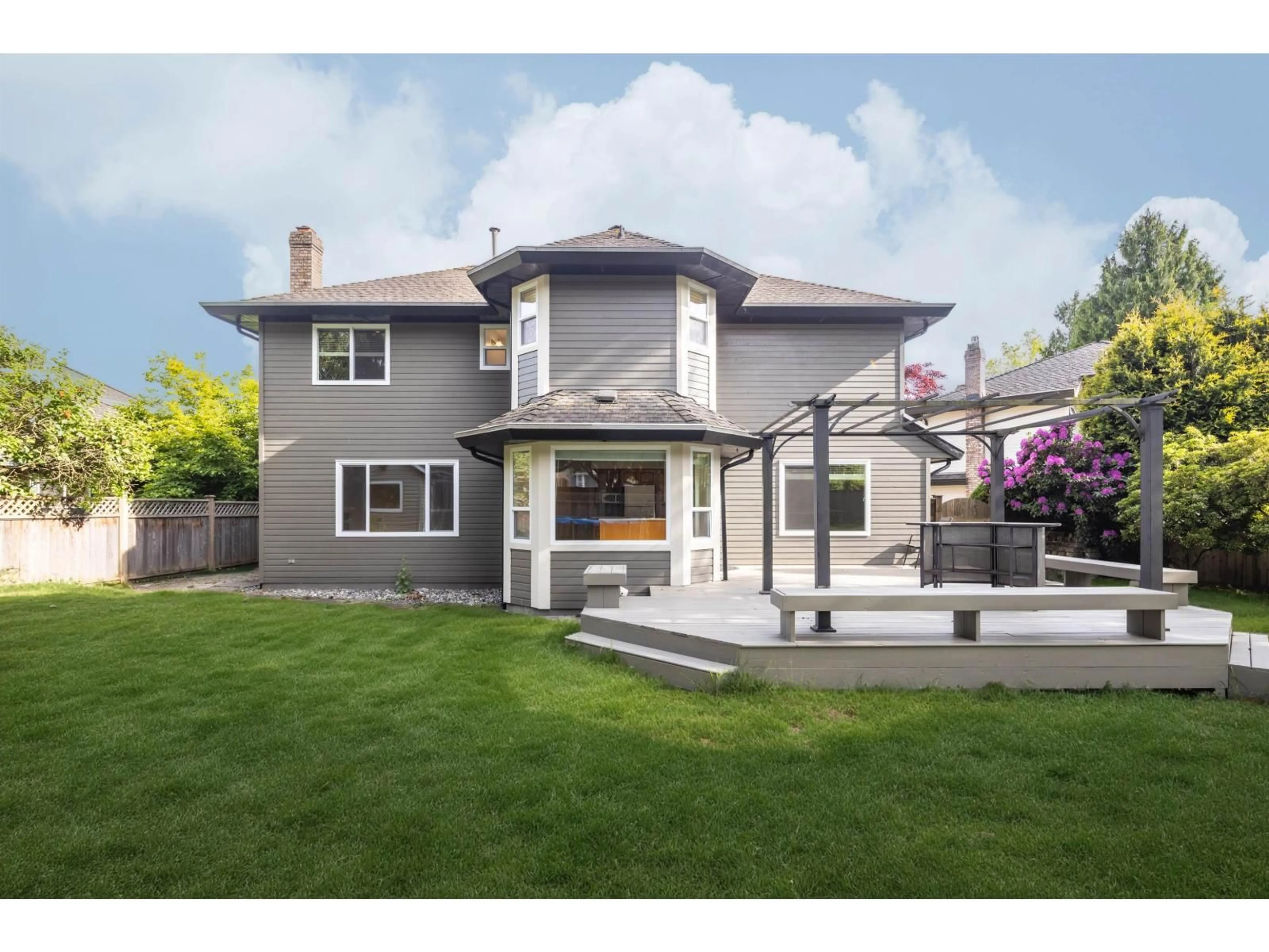 Home with vinyl exterior material, street for 14816 20A AVENUE, Surrey British Columbia V4A8L3