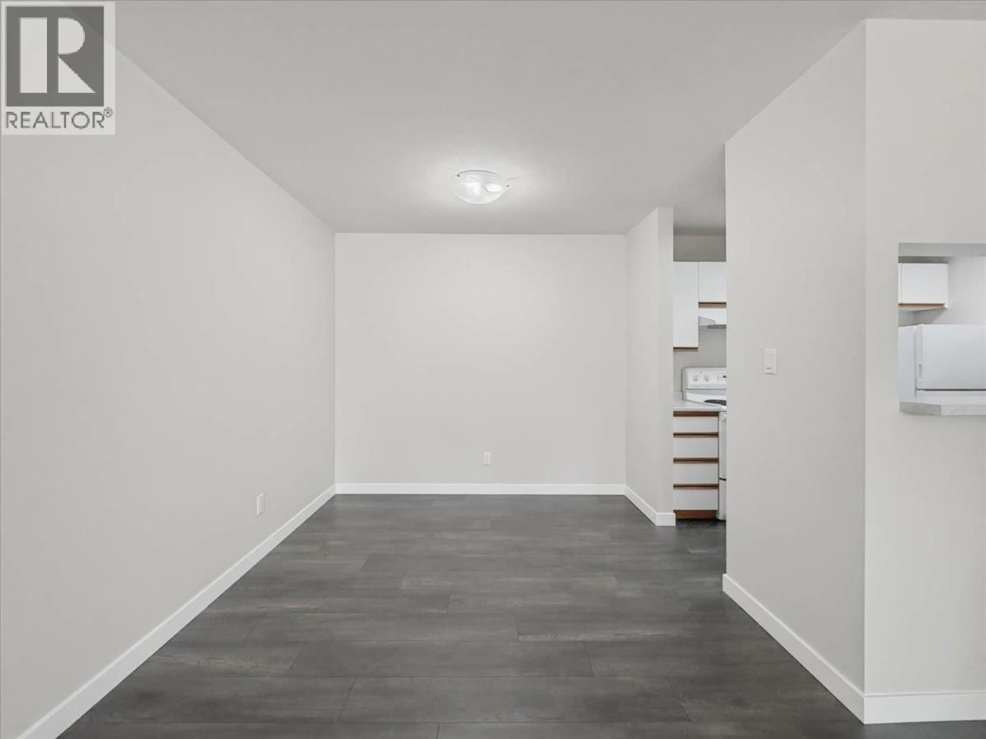 A pic of a room for 204 - 7431 BLUNDELL ROAD, Richmond British Columbia V6Y3G8