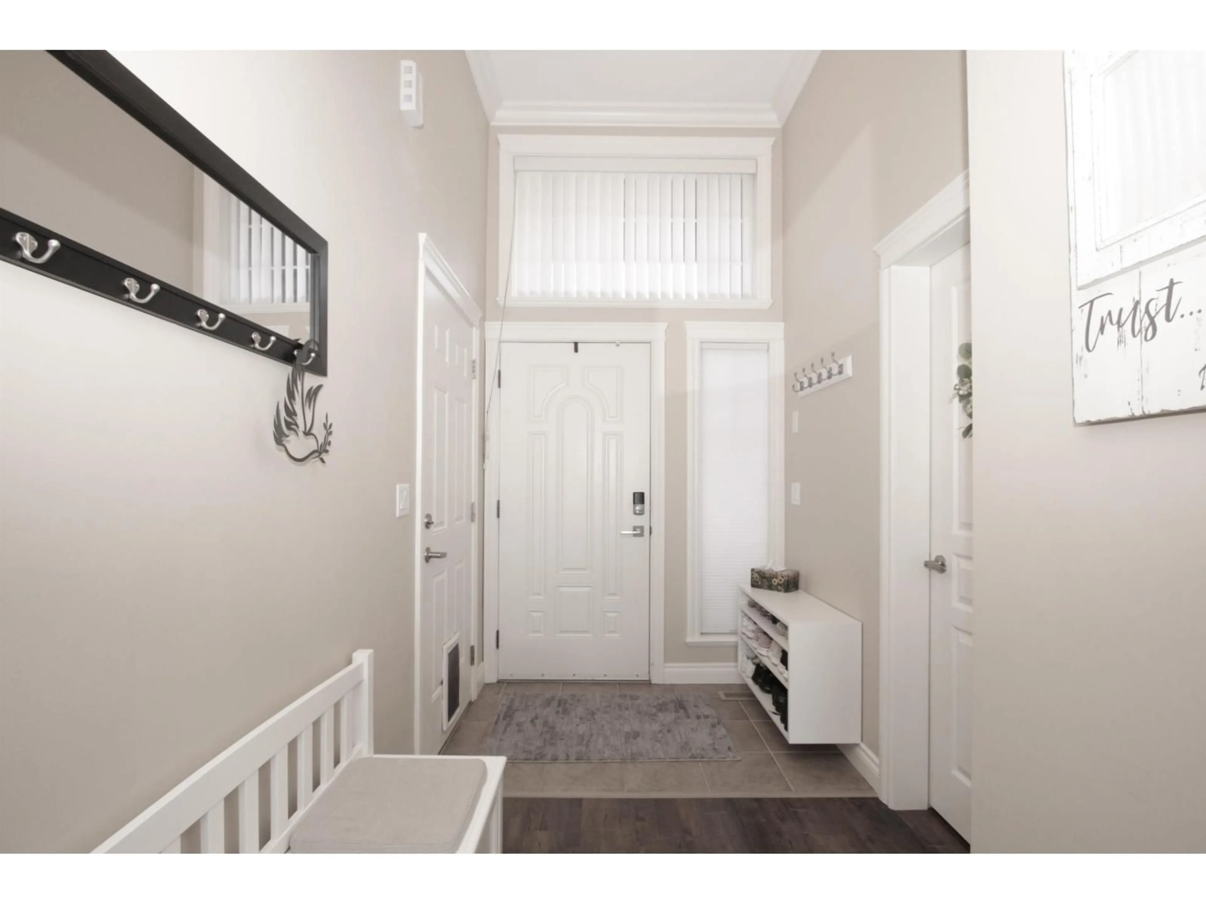 Indoor entryway for 8 - 3348 MT LEHMAN ROAD, Abbotsford British Columbia V4X2M9