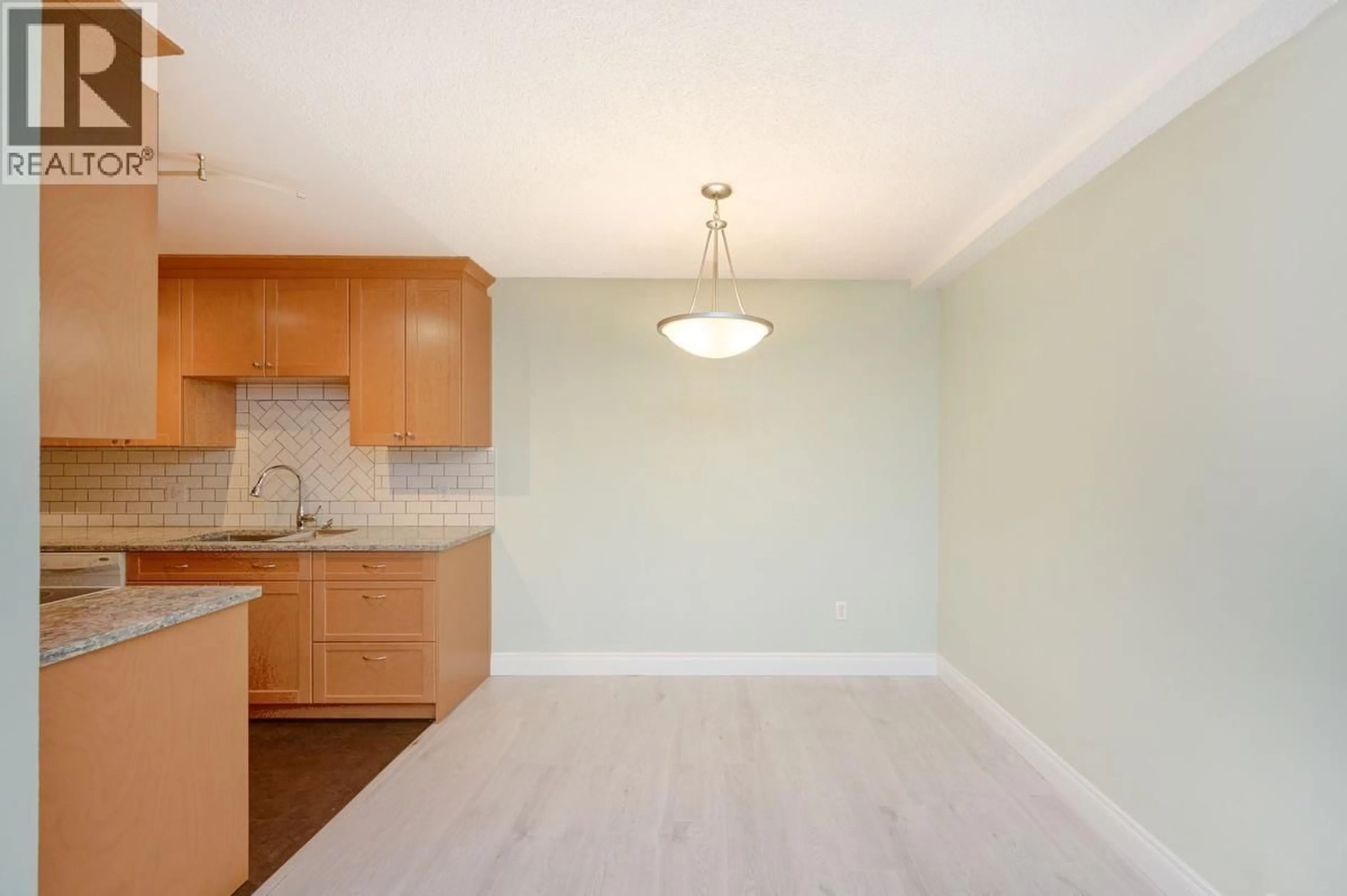 Unknown for 109 - 9202 HORNE STREET, Burnaby British Columbia V3N4K2