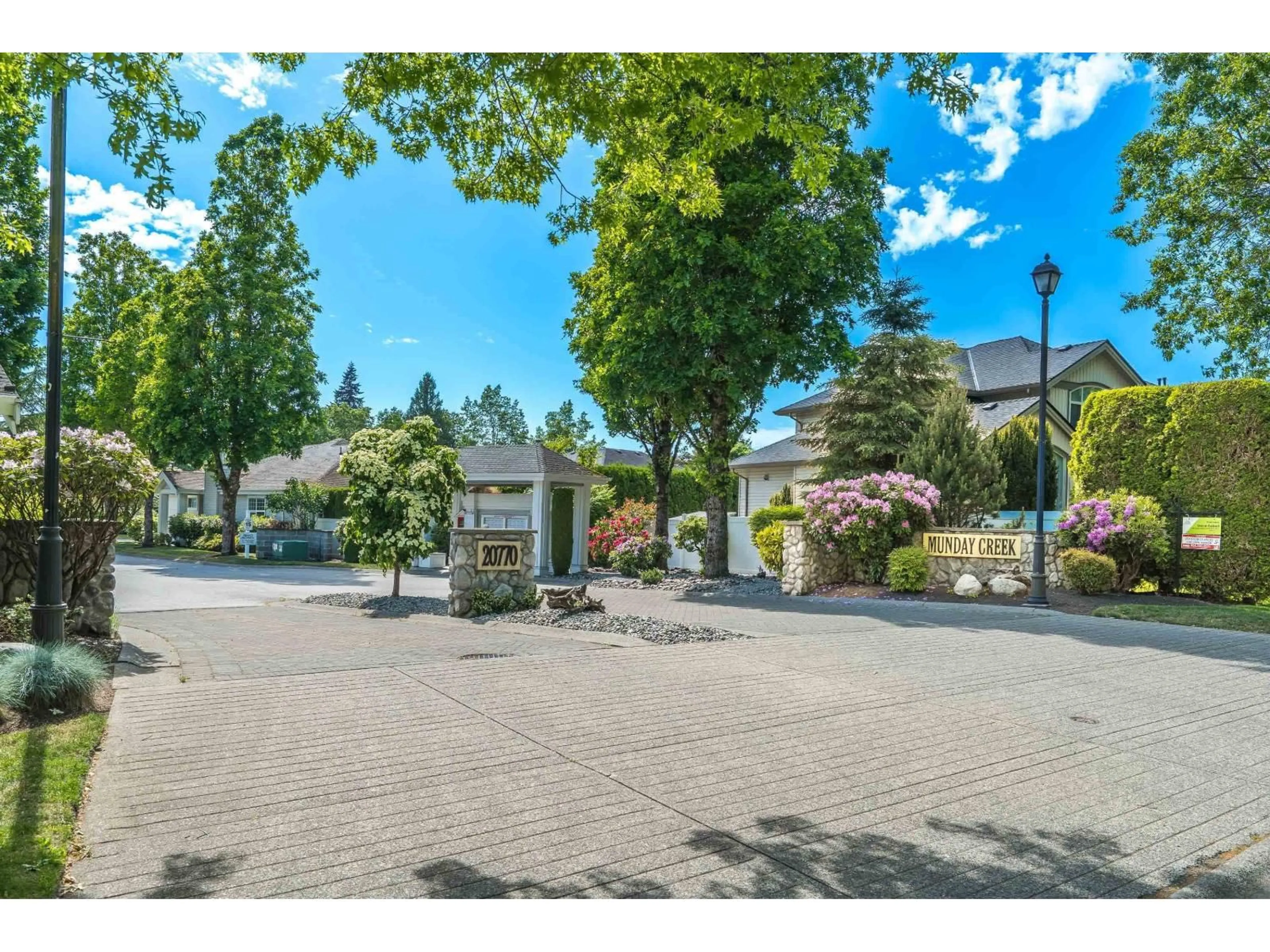 A pic from outside/outdoor area/front of a property/back of a property/a pic from drone, street for 26 - 20770 97B STREET, Langley British Columbia V1M3X9