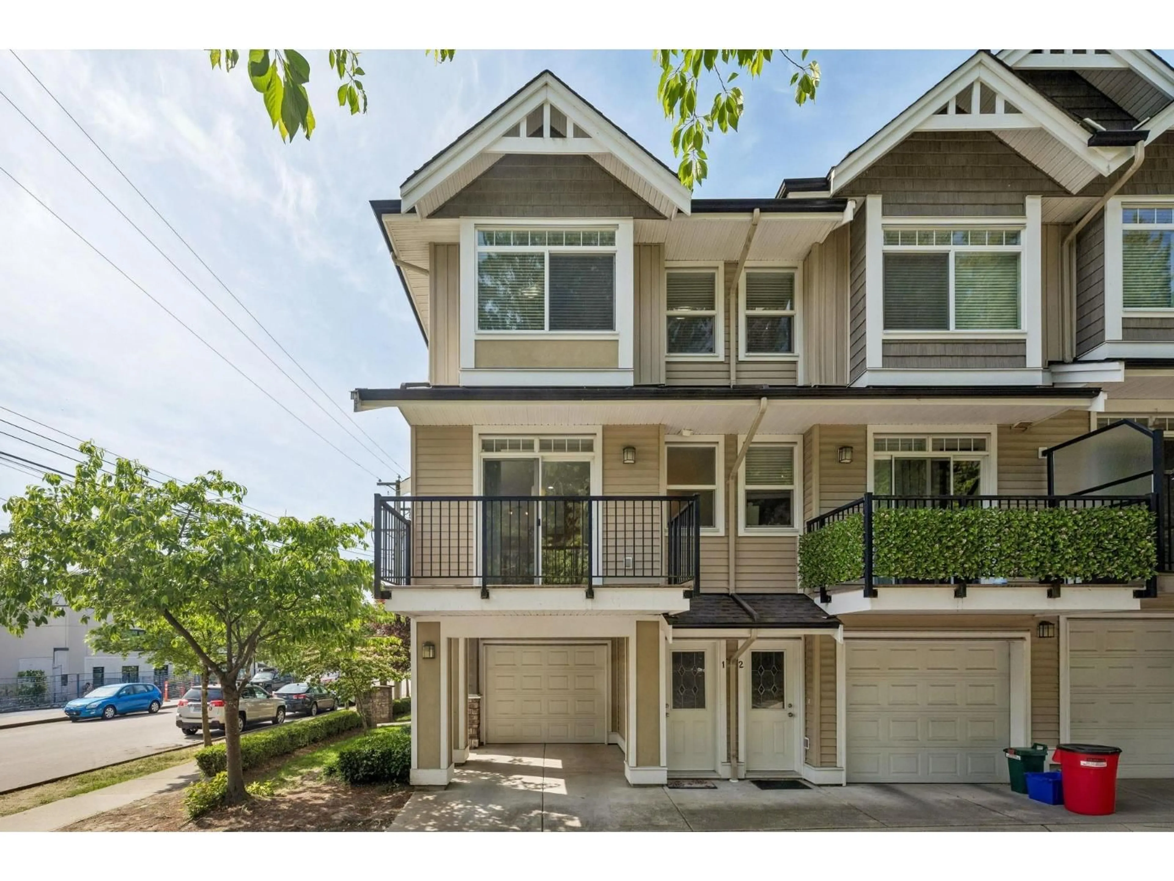 Home with vinyl exterior material, unknown for 1 - 8277 161 STREET, Surrey British Columbia V4N0N3