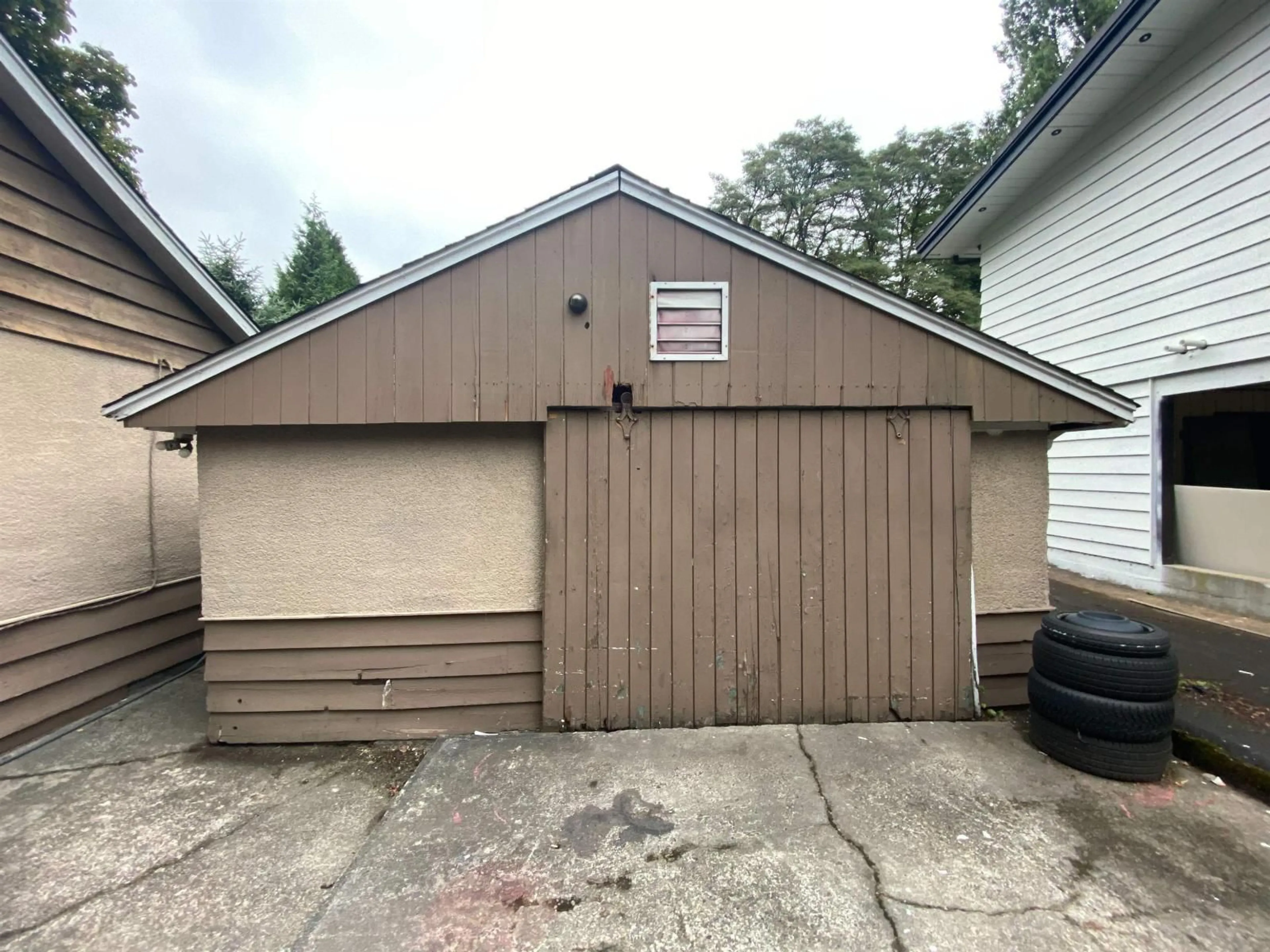 Shed for 11152 131A STREET, Surrey British Columbia V3T3S2
