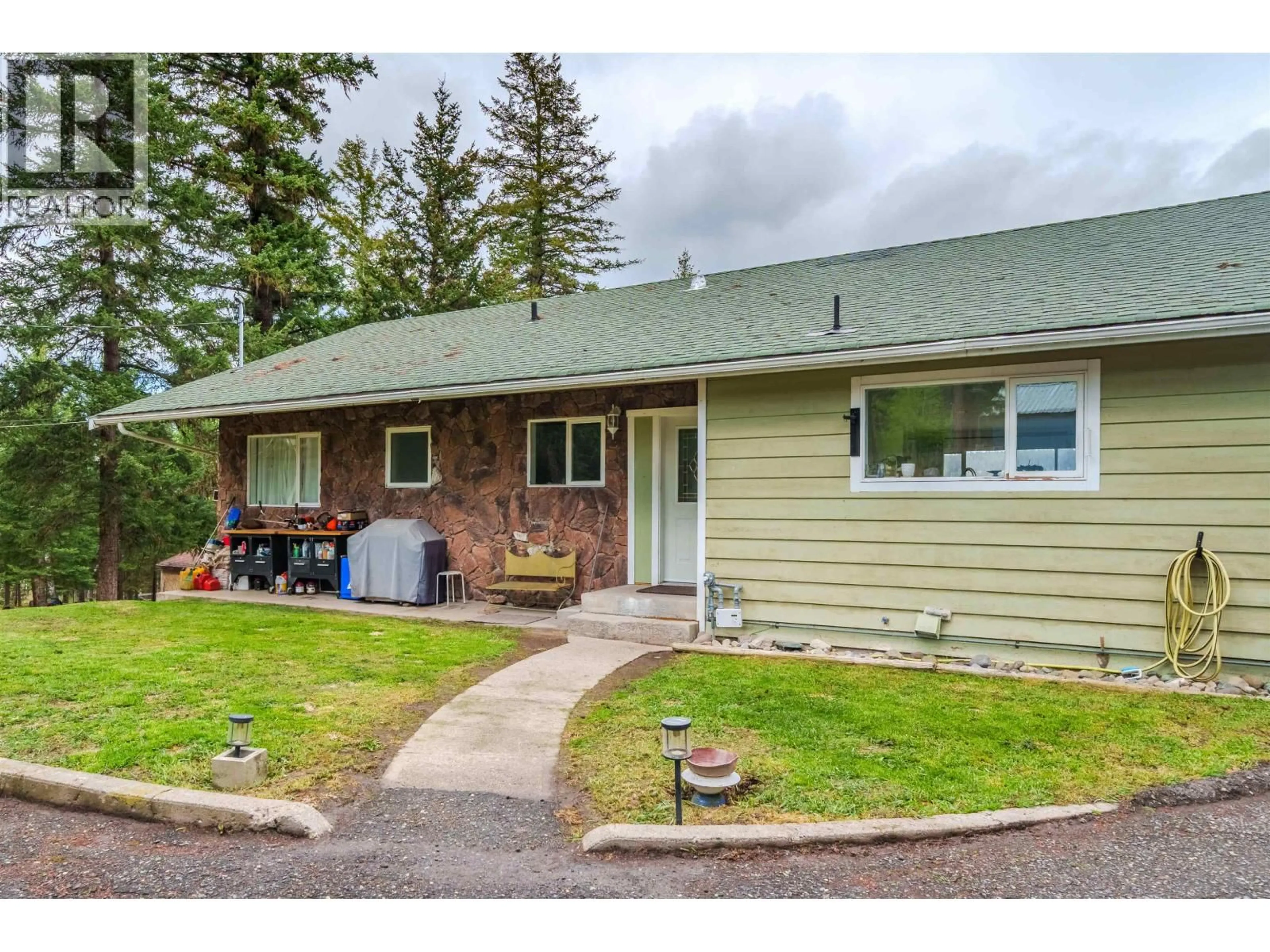 Unknown for 6017 TOOMEY ROAD, 100 Mile House British Columbia V0K2E3