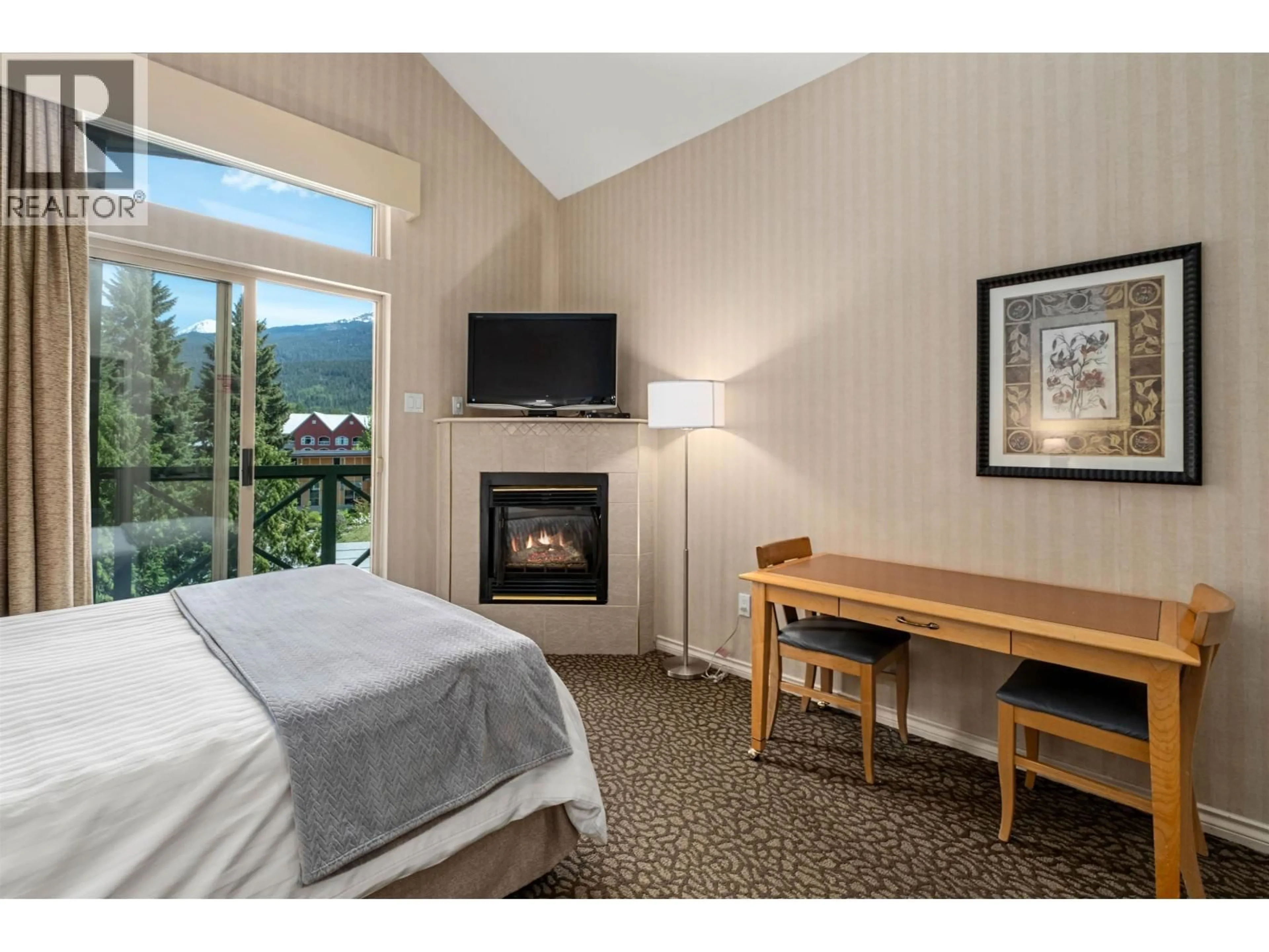A pic of a room for 409 - 4319 MAIN STREET, Whistler British Columbia V8E1B1