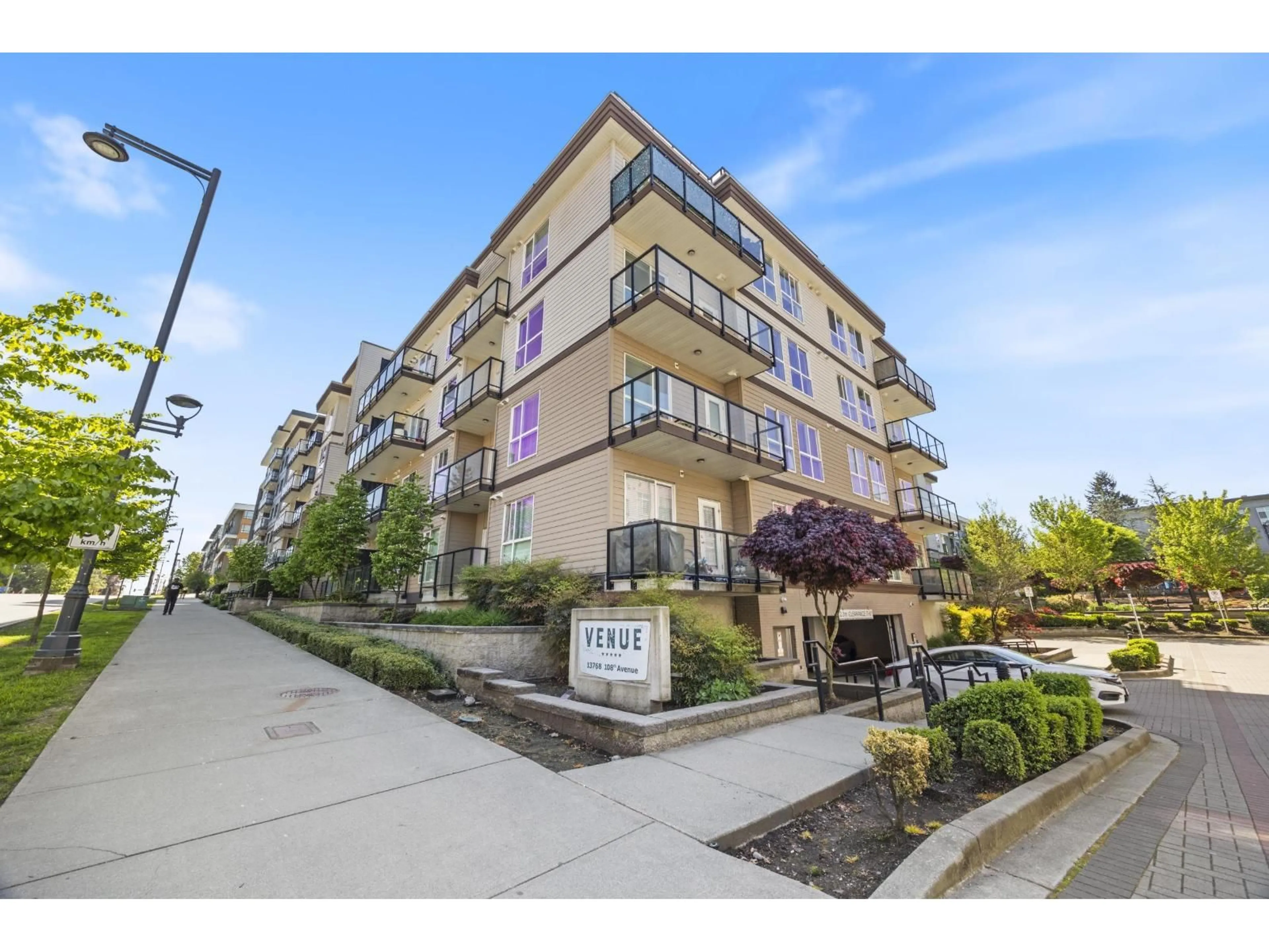 Unknown for 13768 108 AVENUE, Surrey British Columbia V3T0L9