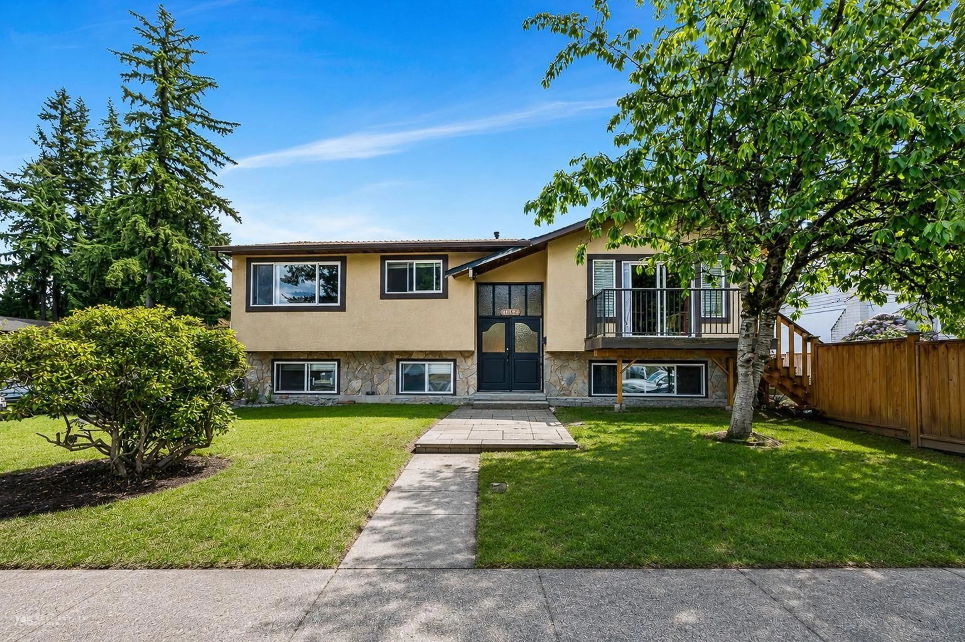 Home with vinyl exterior material, street for 4652 203 STREET, Langley British Columbia V3A5J5