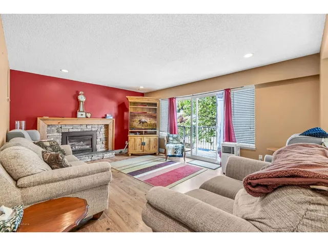 4652 203 STREET, Langley 5