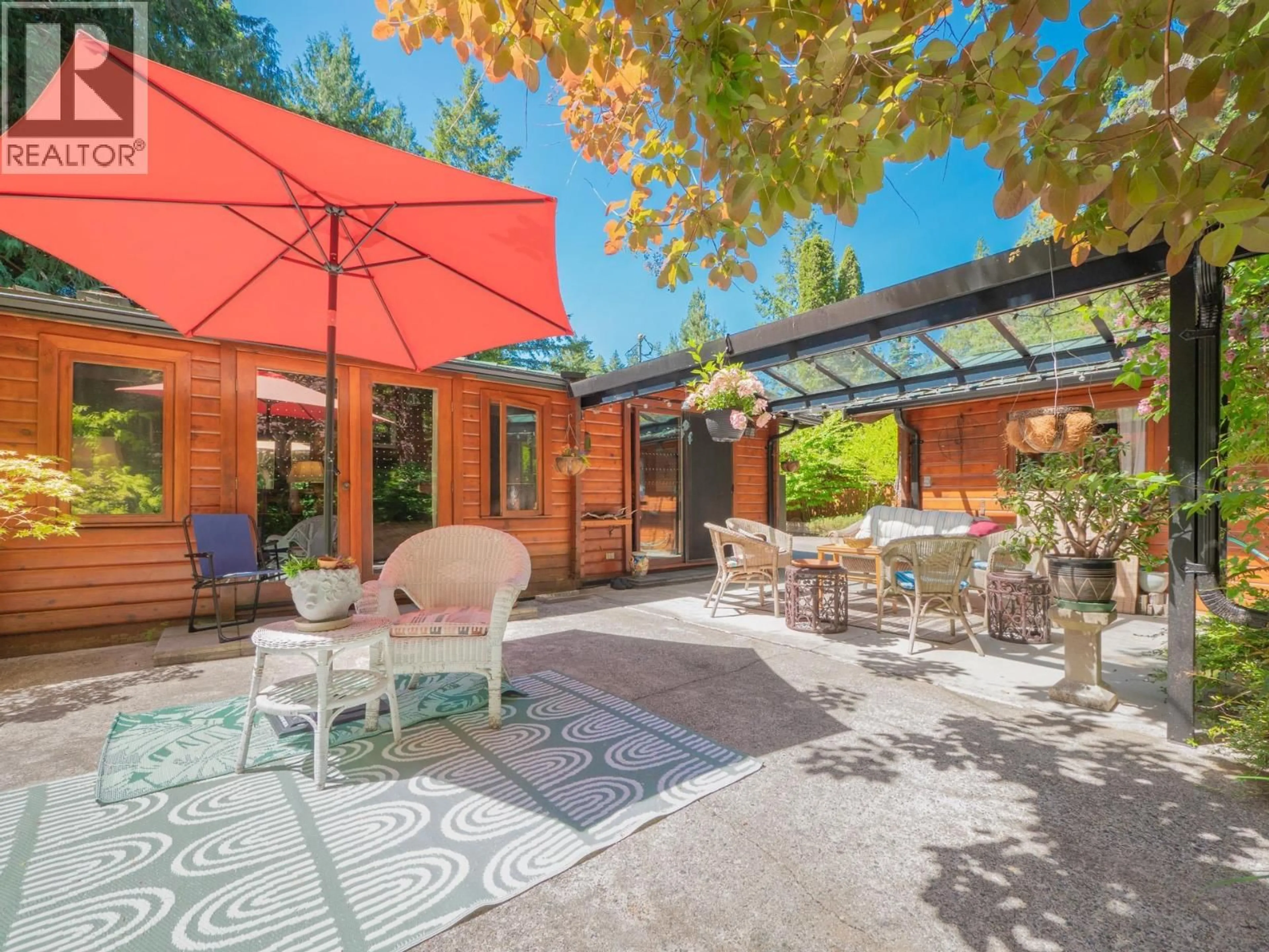 Patio, street for 8626 REDROOFFS ROAD, Halfmoon Bay British Columbia V7Z1E7