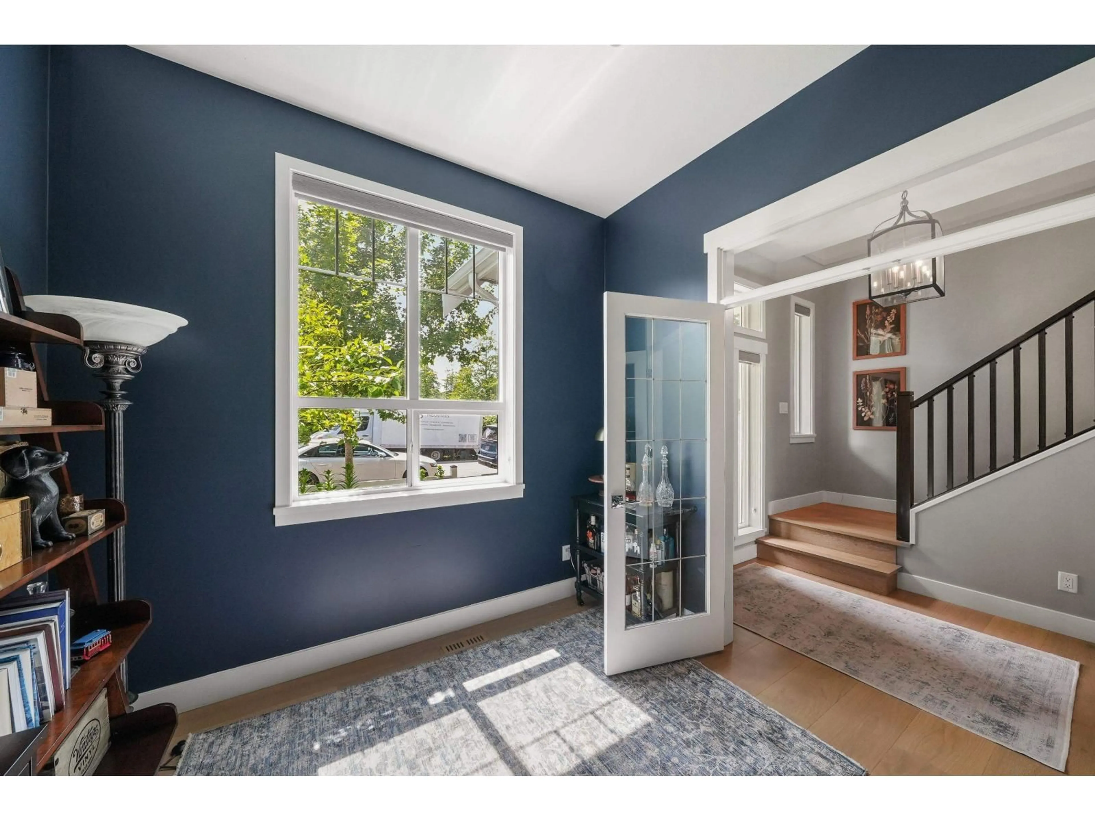 Indoor entryway for 16555 25 AVENUE, Surrey British Columbia V3Z0S2