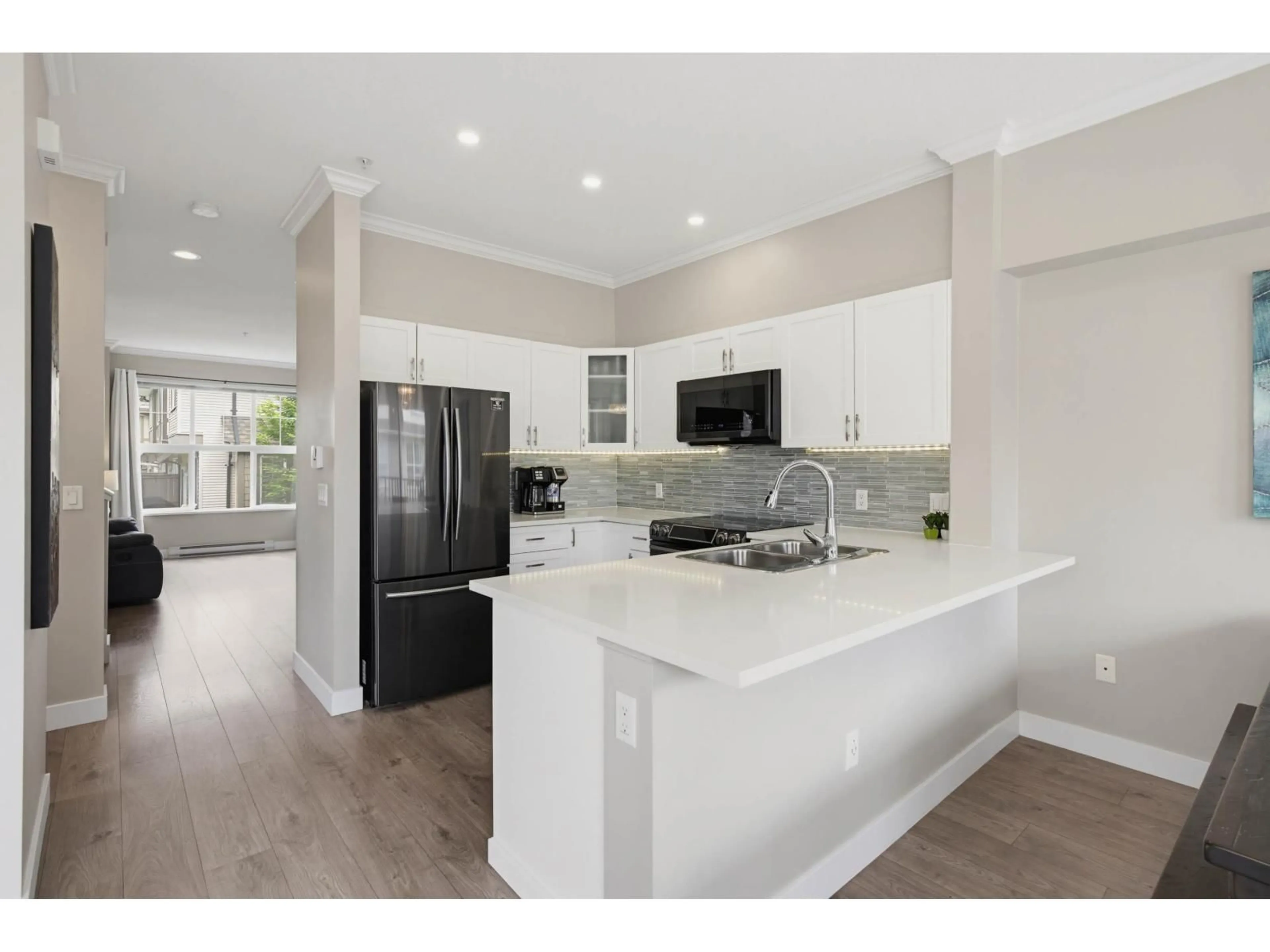 Open concept kitchen, unknown for 41 - 8089 209 STREET, Langley British Columbia V2Y0B1