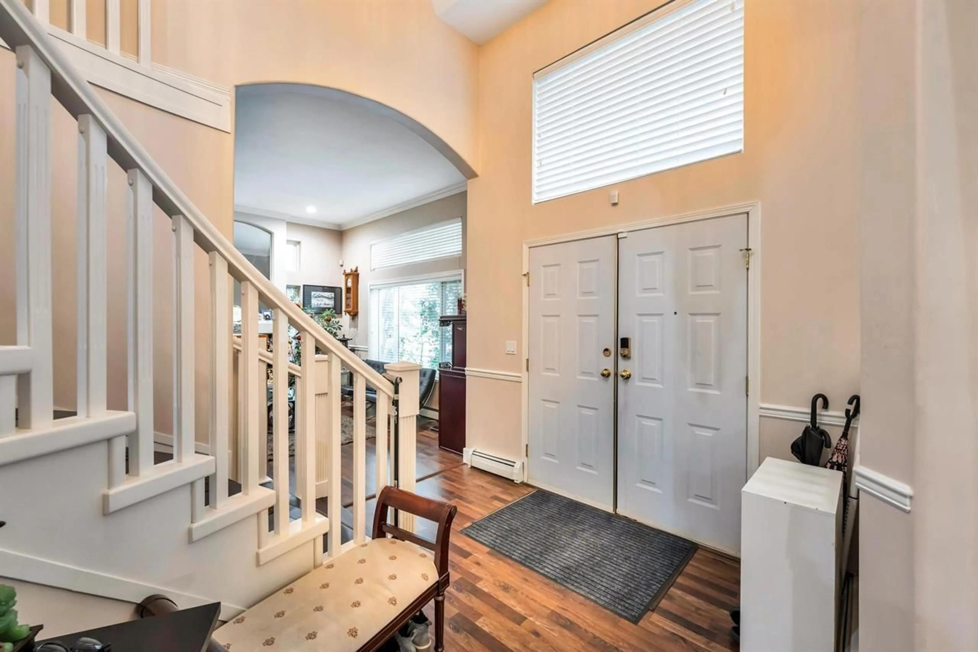 Indoor entryway for 16011 110 AVENUE, Surrey British Columbia V4N1R1