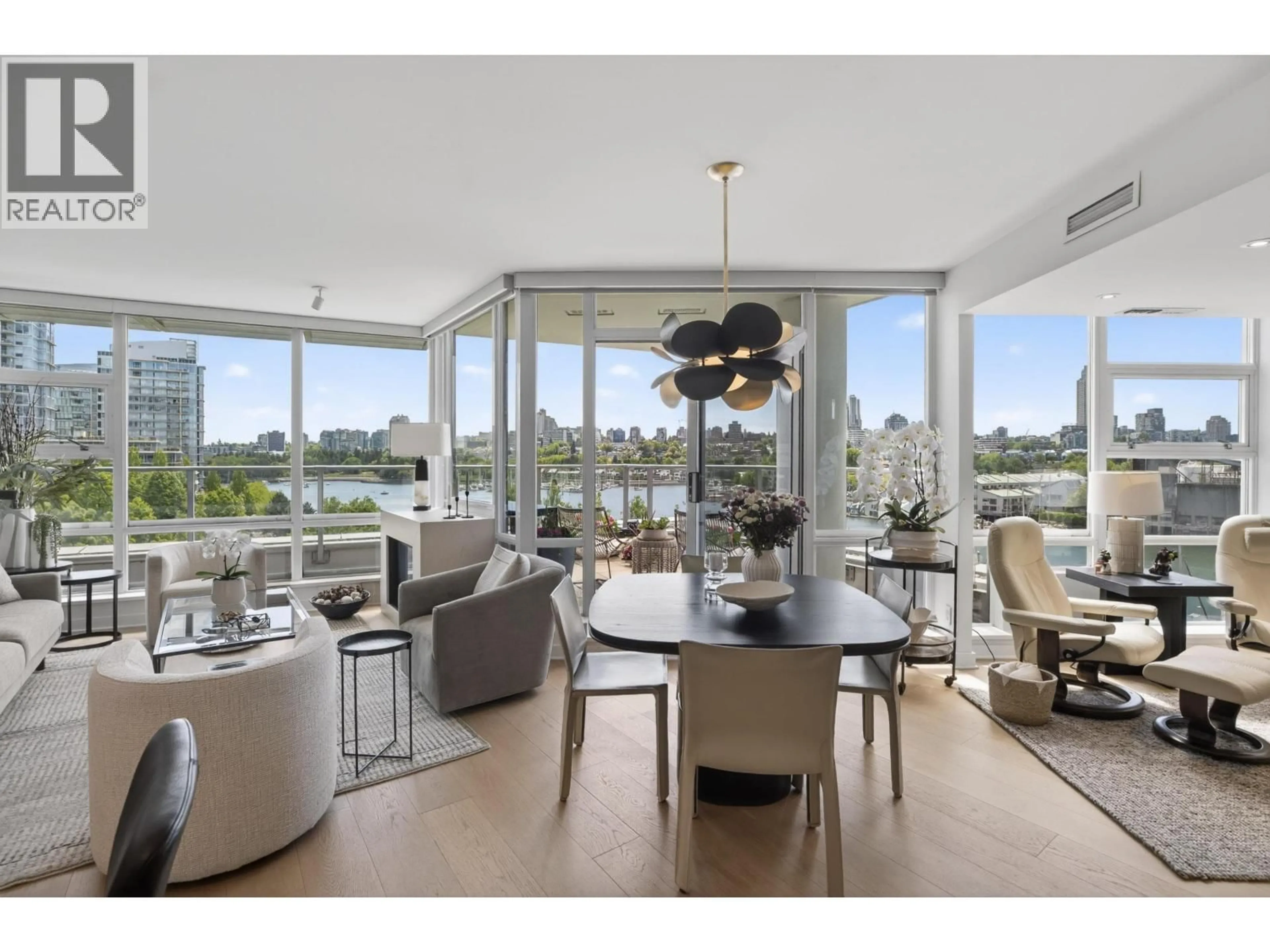 Dining room, unknown for 801 - 633 KINGHORNE MEWS, Vancouver British Columbia V6Z3H3