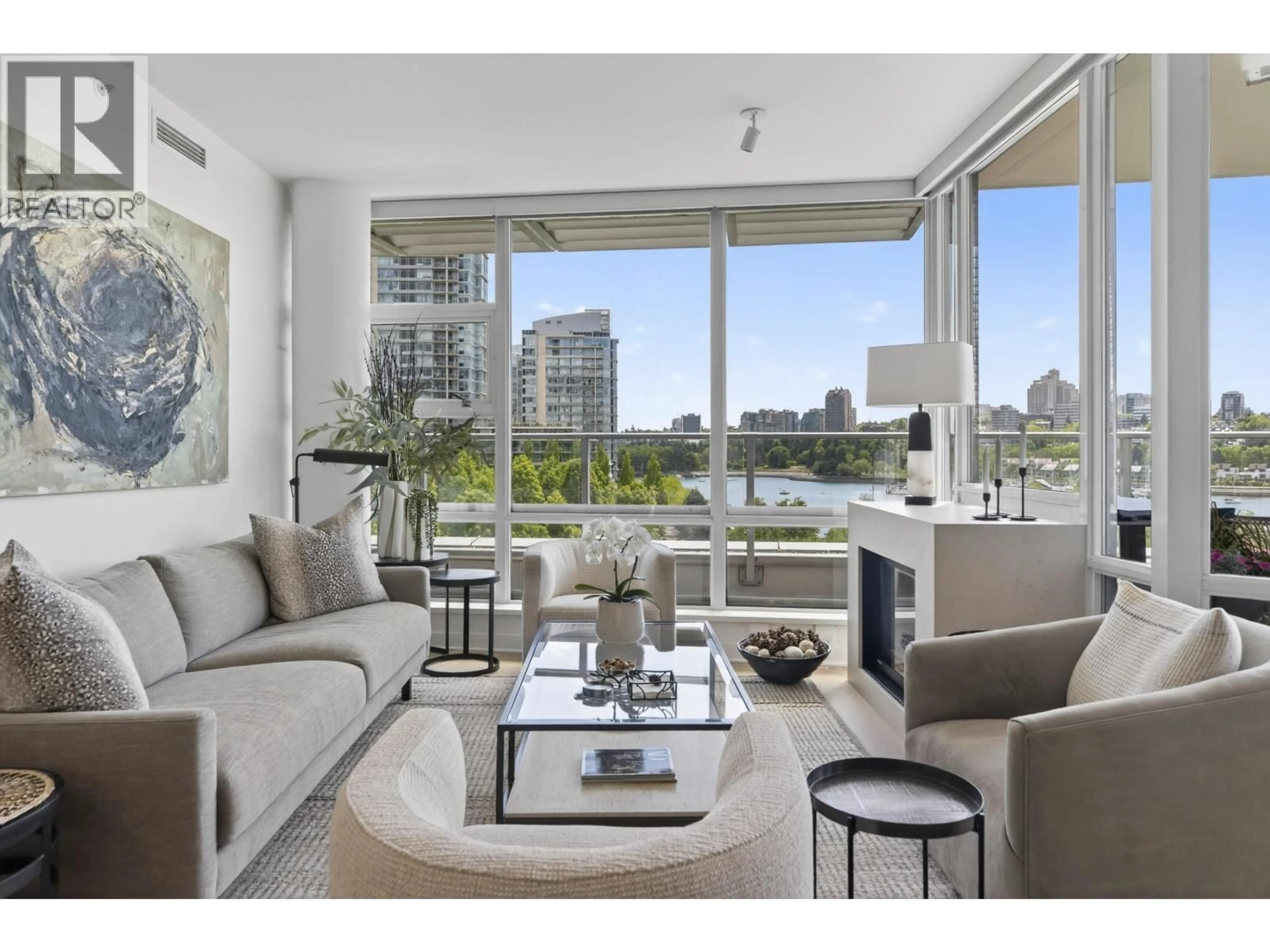 Living room with furniture, unknown for 801 - 633 KINGHORNE MEWS, Vancouver British Columbia V6Z3H3