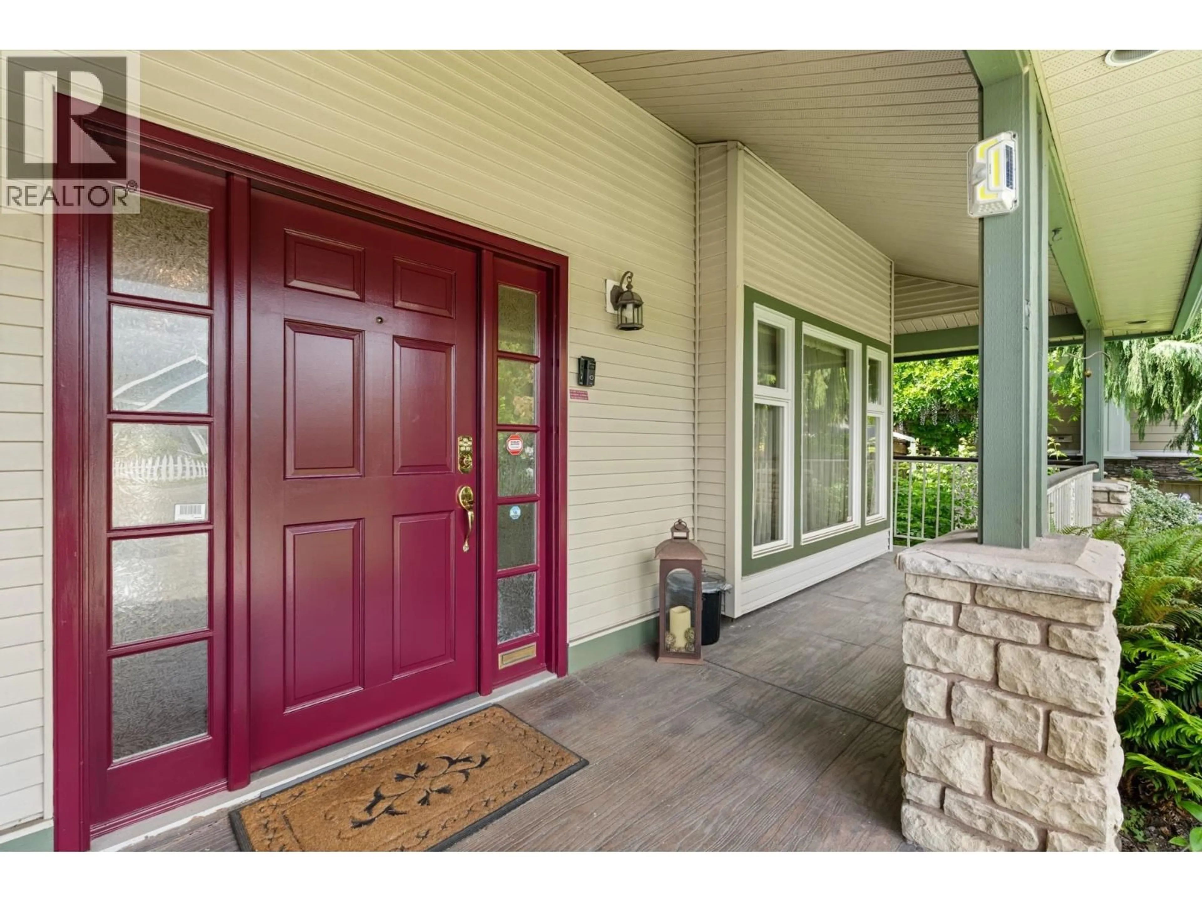 Indoor entryway for 5287 CRESCENT DRIVE, Delta British Columbia V4K2E1