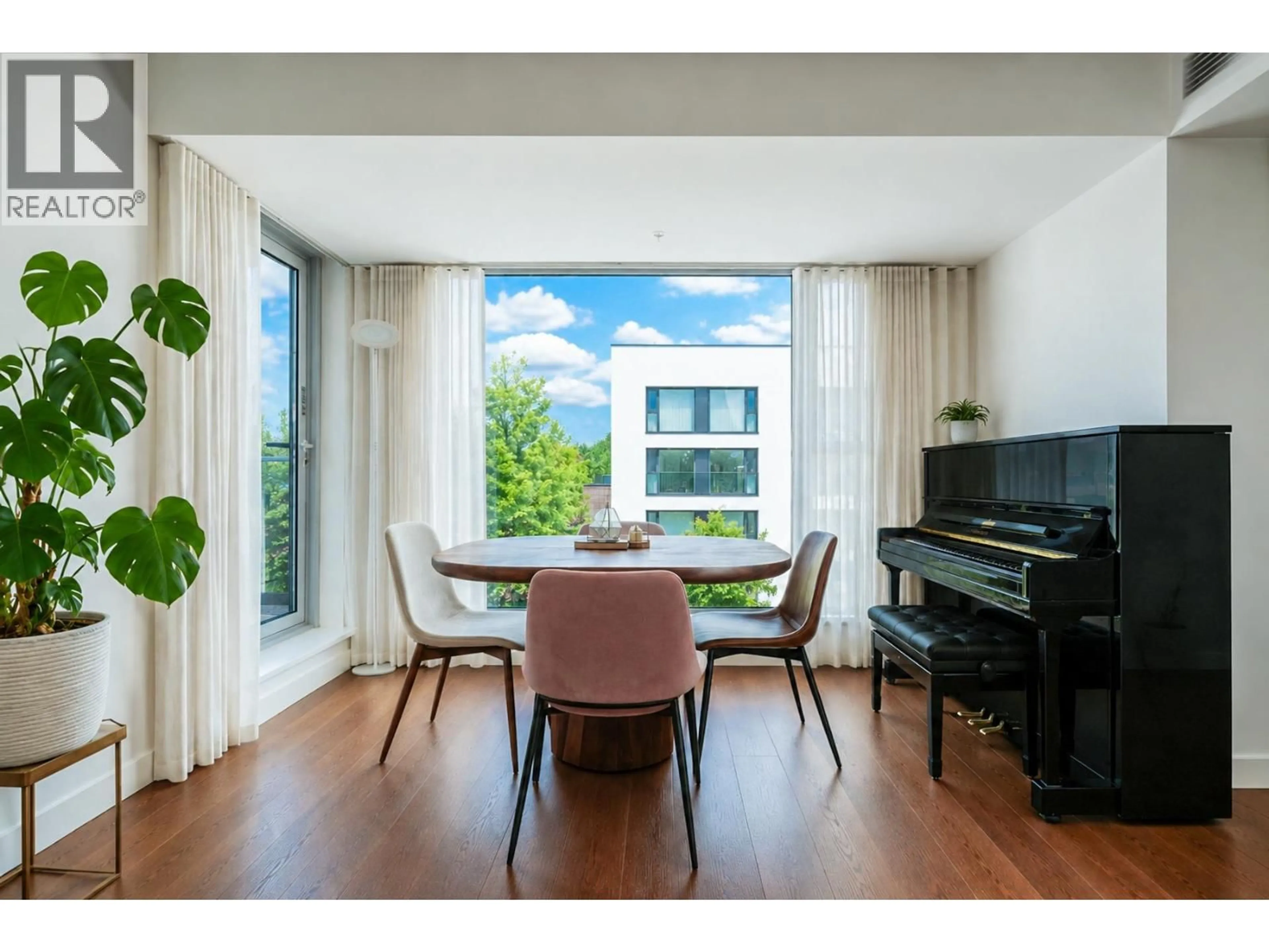 Dining room, wood/laminate floor for 603 - 1571 57TH AVENUE, Vancouver British Columbia V6P0H7