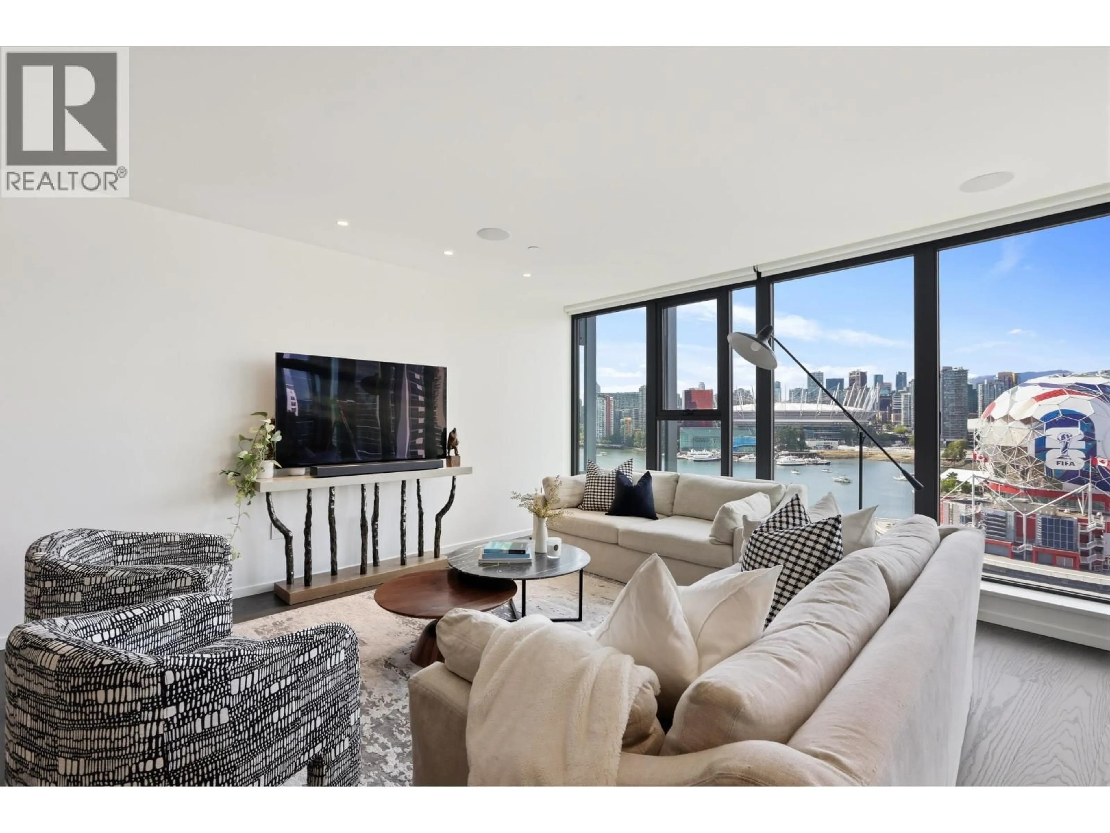 Living room with furniture, unknown for 1104 - 1601 QUEBEC STREET, Vancouver British Columbia V6A0J9