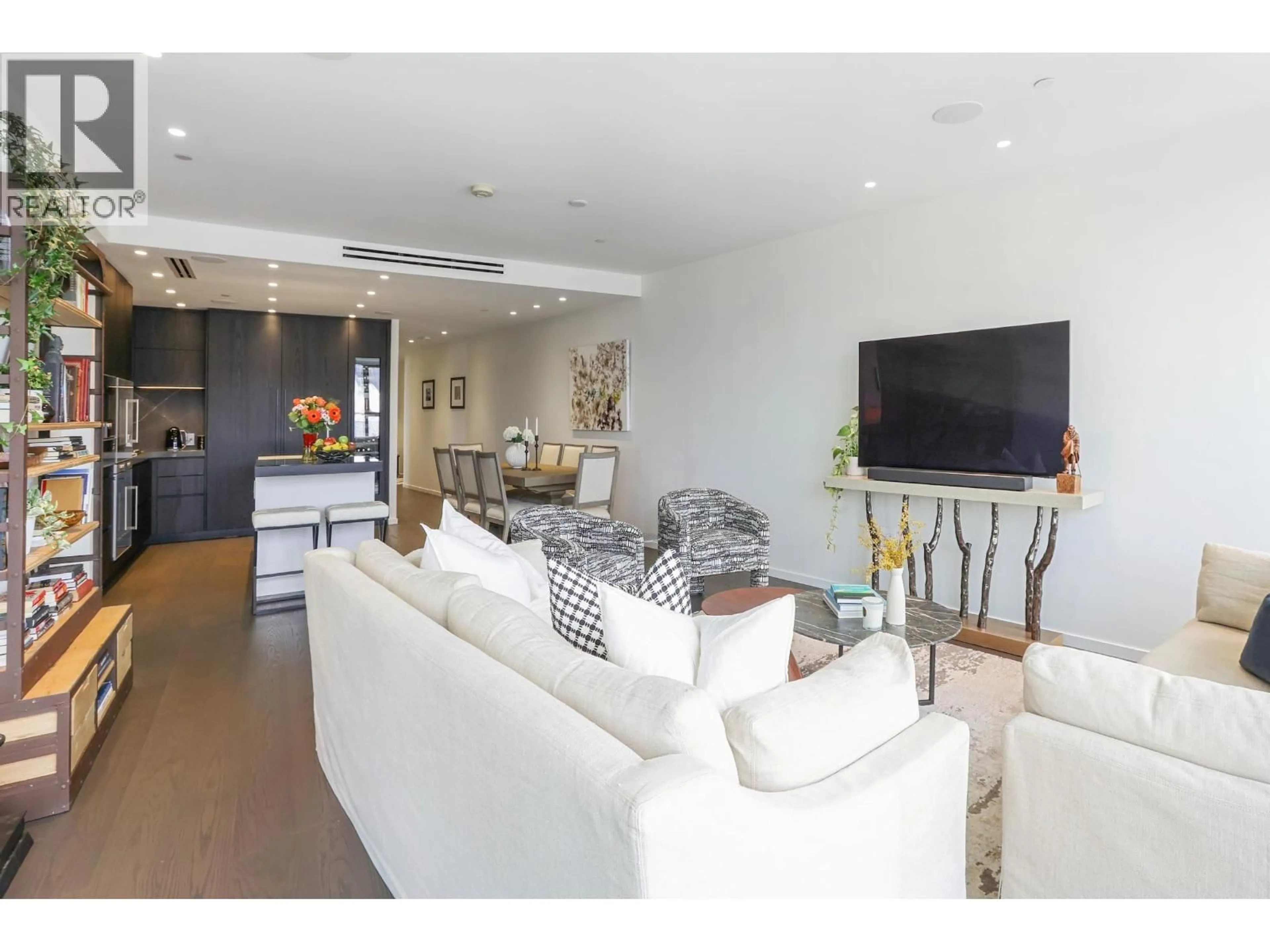 Living room with furniture, unknown for 1104 - 1601 QUEBEC STREET, Vancouver British Columbia V6A0J9